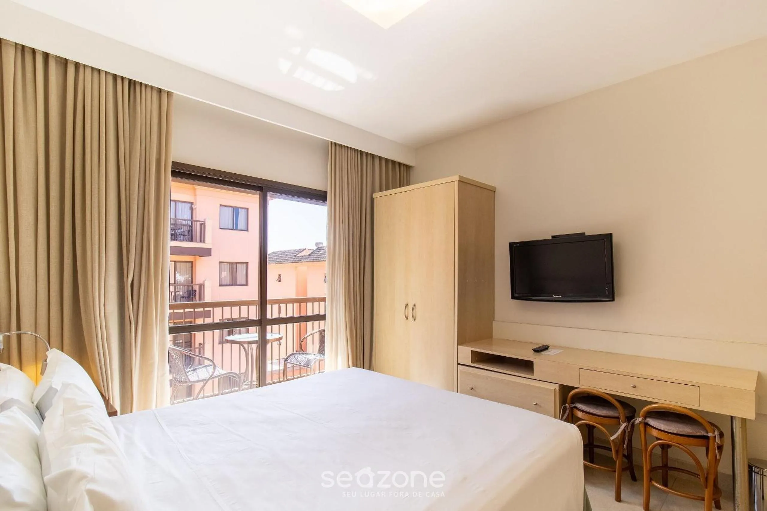 TV and multimedia, Bed in Estúdios Modernos em Resort pé na areia - Jurerê Beach Village JBVJR