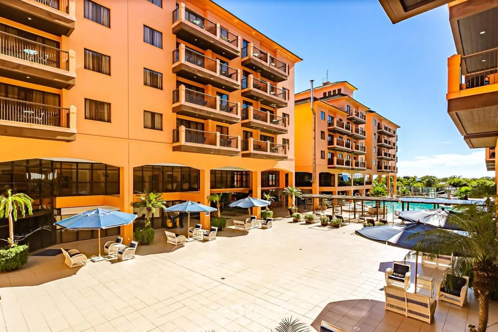 Off site in Estúdios Modernos em Resort pé na areia - Jurerê Beach Village JBVJR