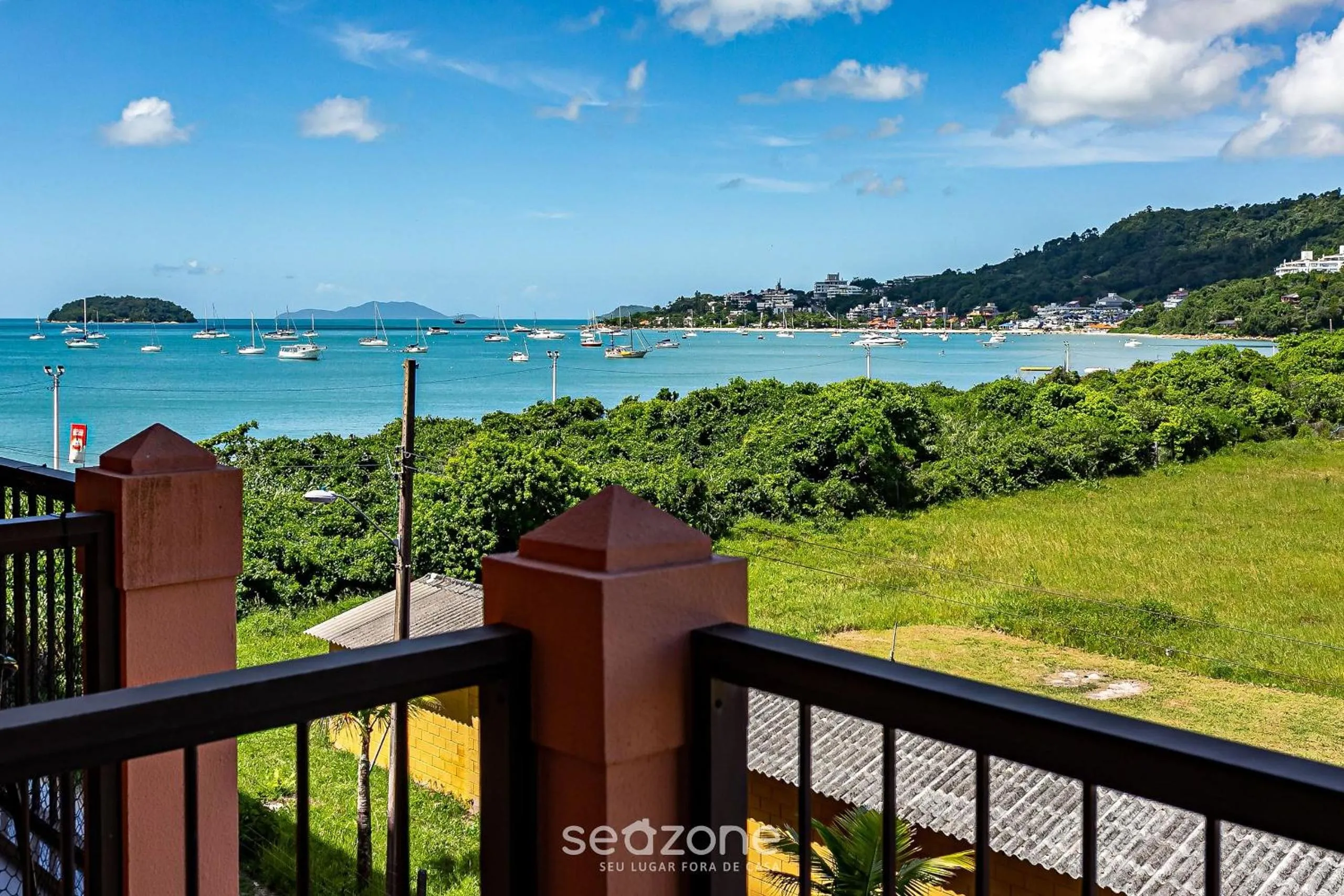 Balcony/Terrace in Estúdios Modernos em Resort pé na areia - Jurerê Beach Village JBVJR