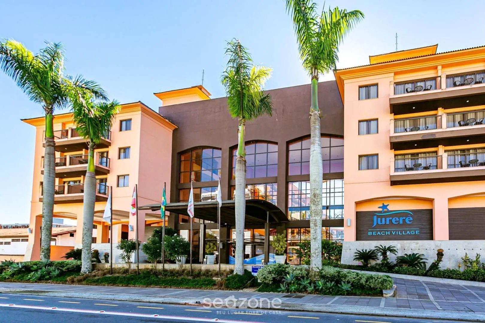 Facade/entrance in Estúdios Modernos em Resort pé na areia - Jurerê Beach Village JBVJR