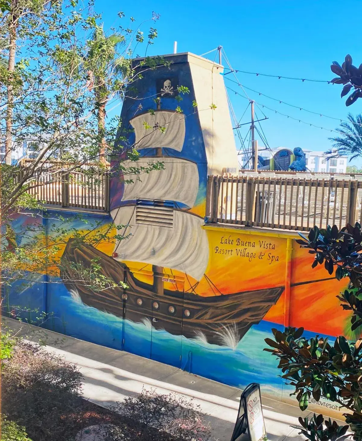 Swimming pool in Lake Buena Vista Resort Village and Spa, Near Disney Swimming pool in Lake Buena Vista Resort Village and Spa, Near Disney