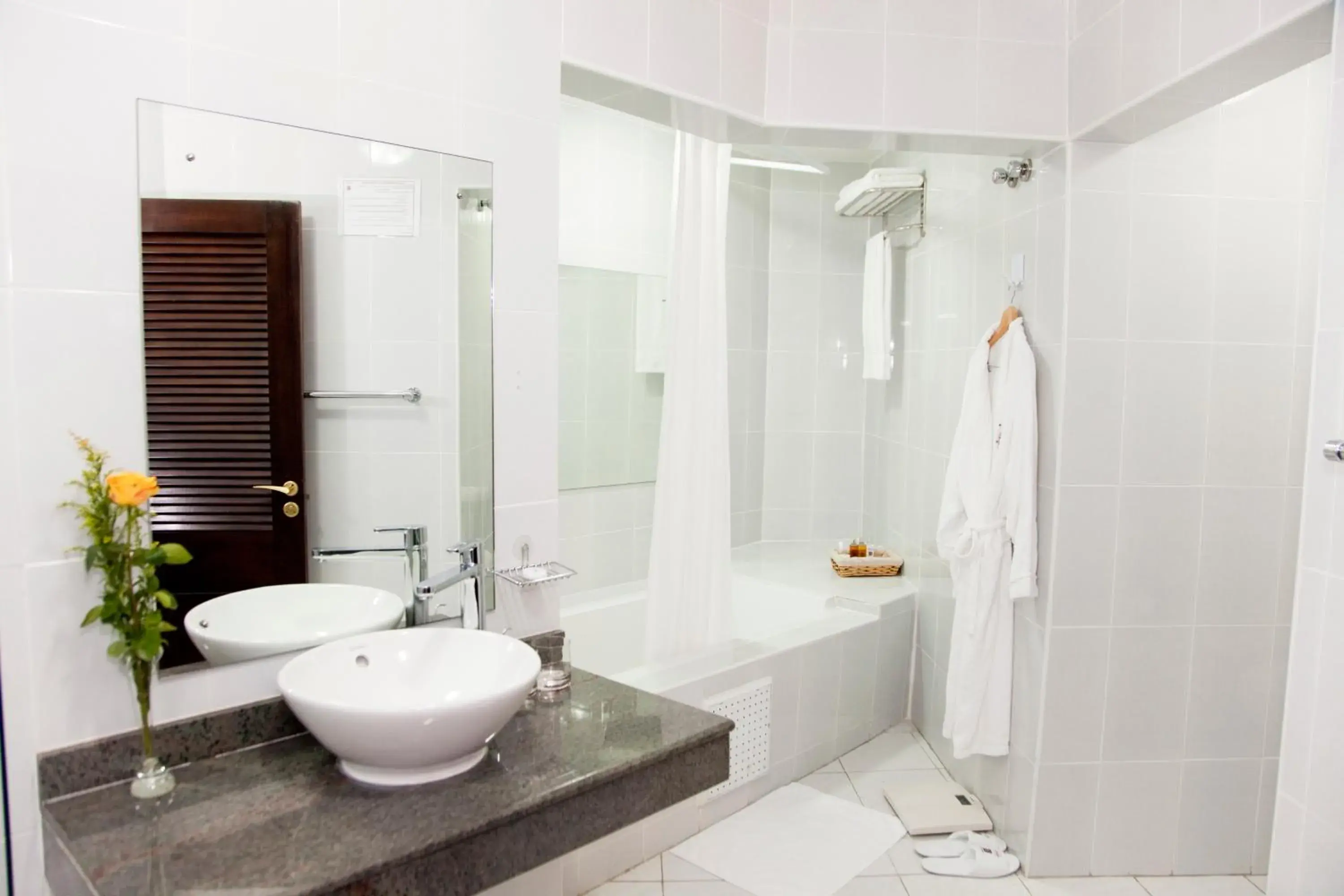 Executive Suite in The African Regent Hotel Executive Suite in The African Regent Hotel