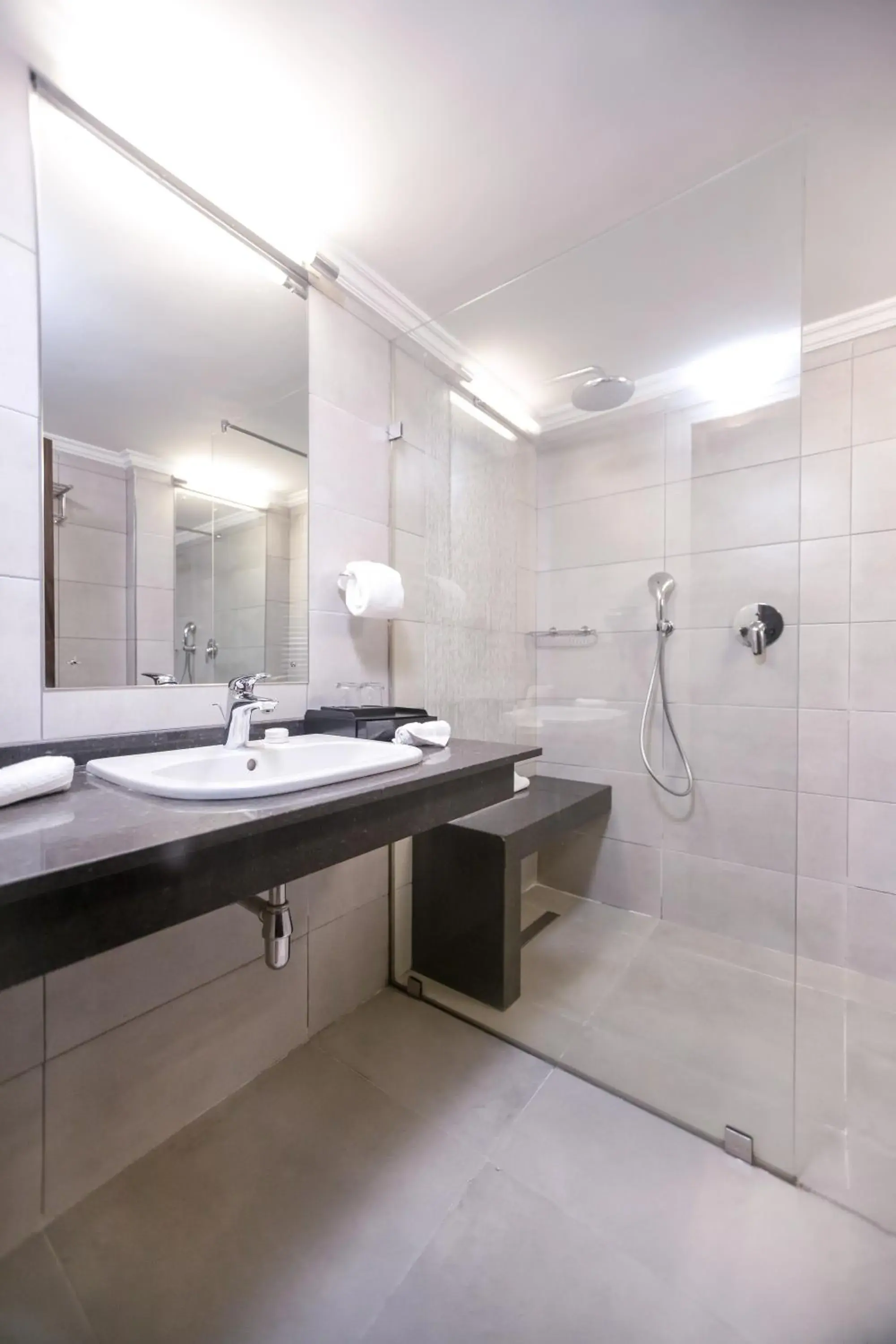 Club Twin Room in The African Regent Hotel Club Twin Room in The African Regent Hotel