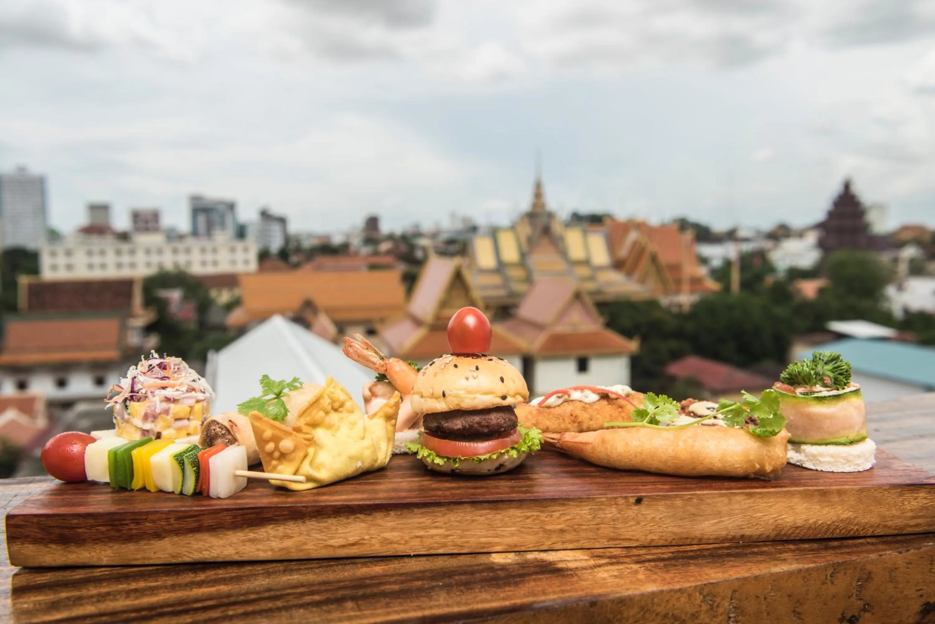 Restaurant/places to eat in PATIO Hotel & Urban Resort