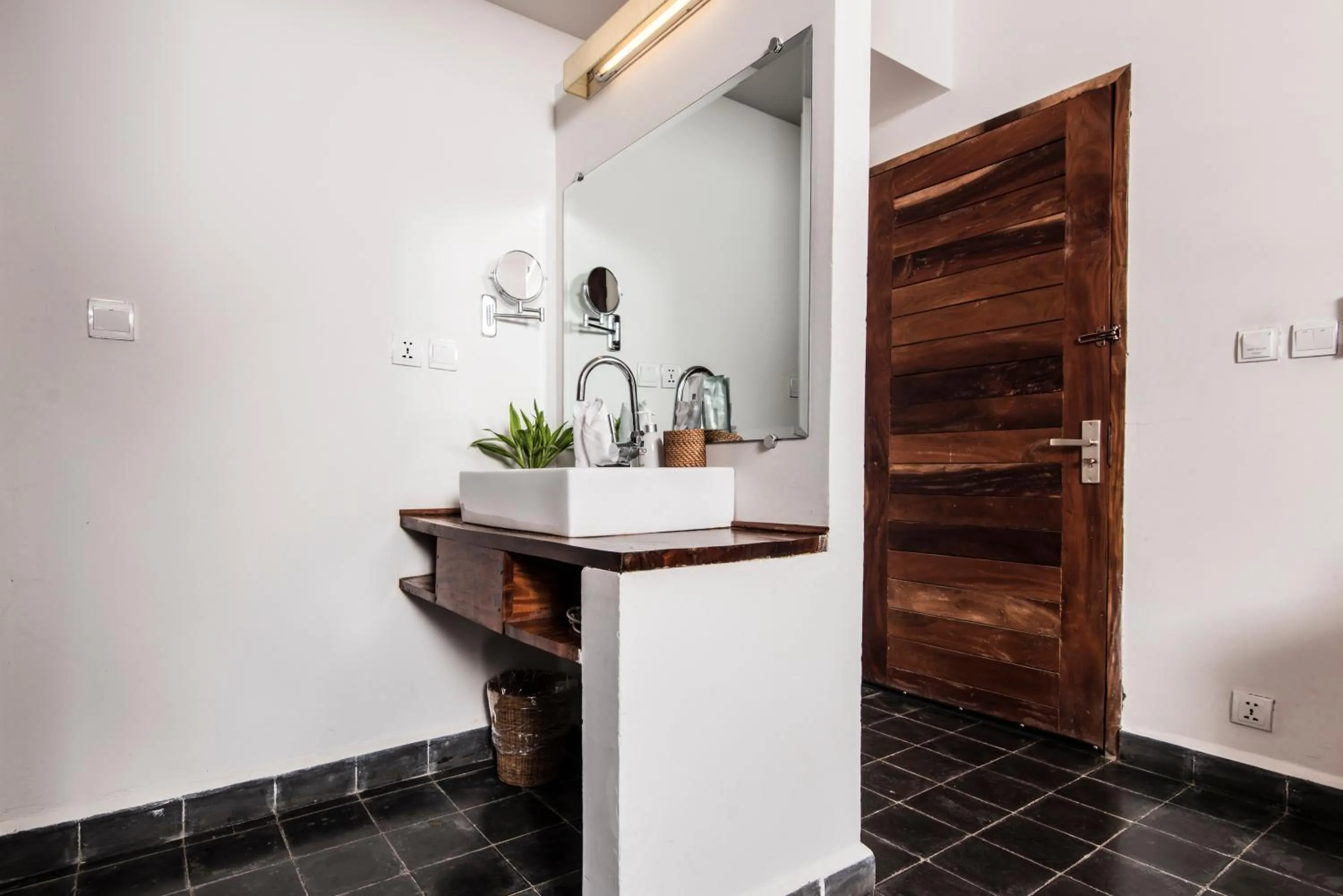 Toilet in PATIO Hotel & Urban Resort