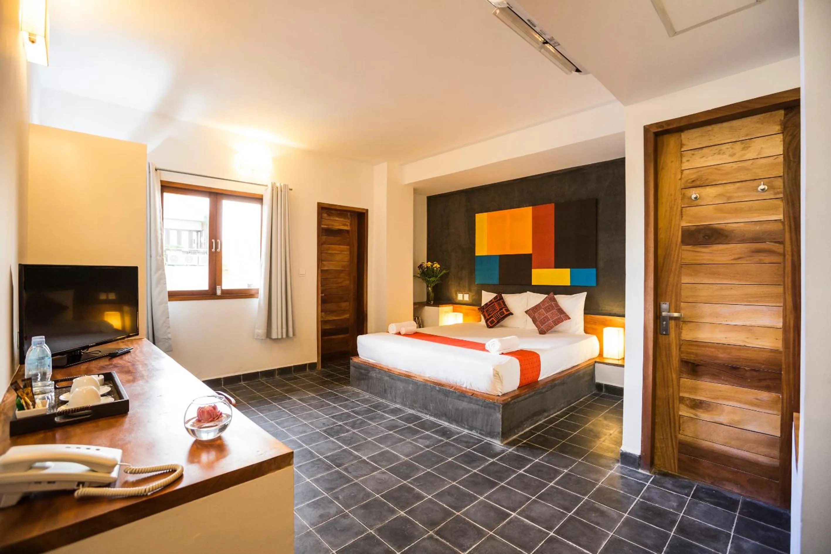 Shower, Bed in PATIO Hotel & Urban Resort