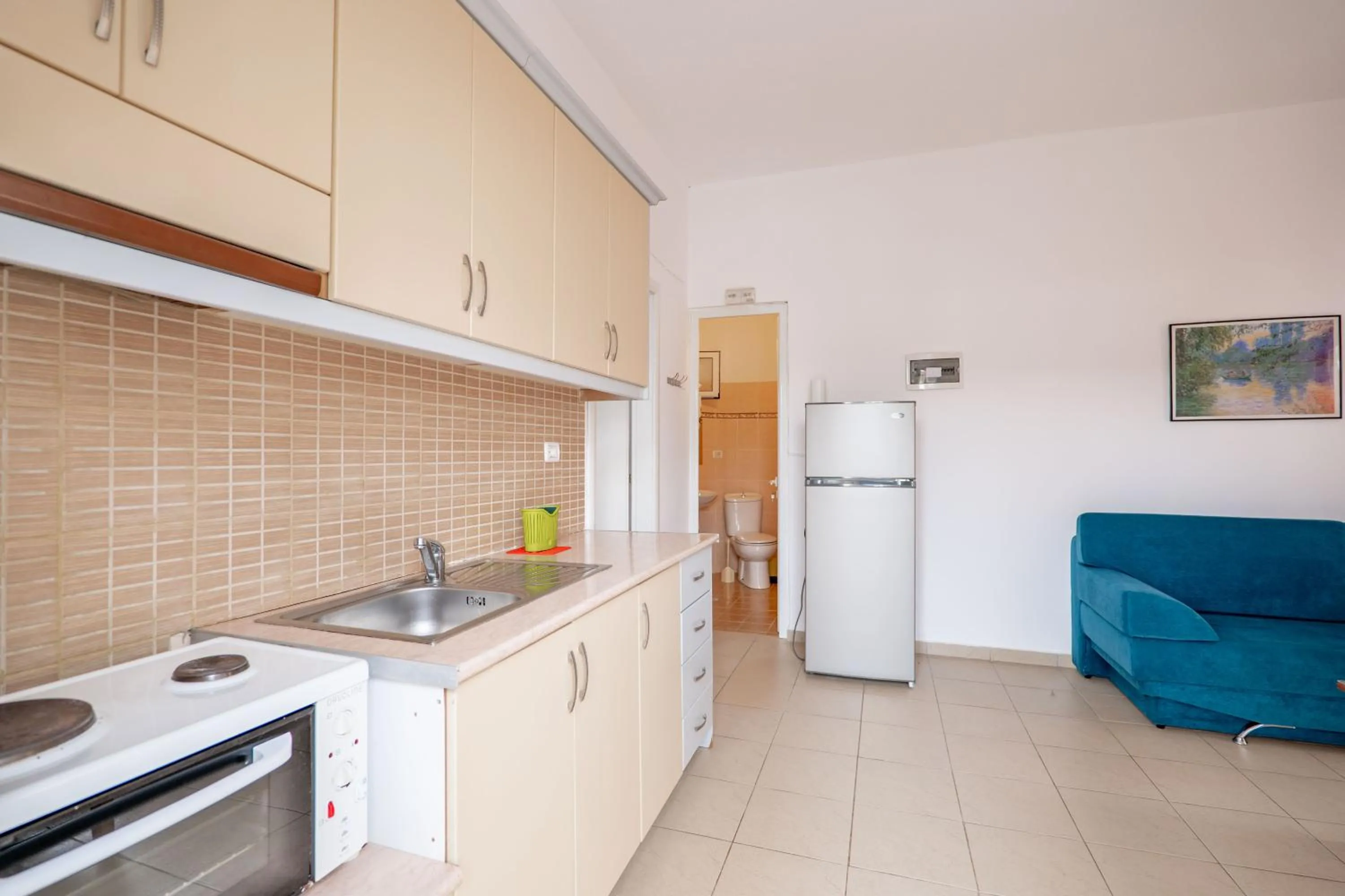 Kitchen or kitchenette in Gregory's Apartments