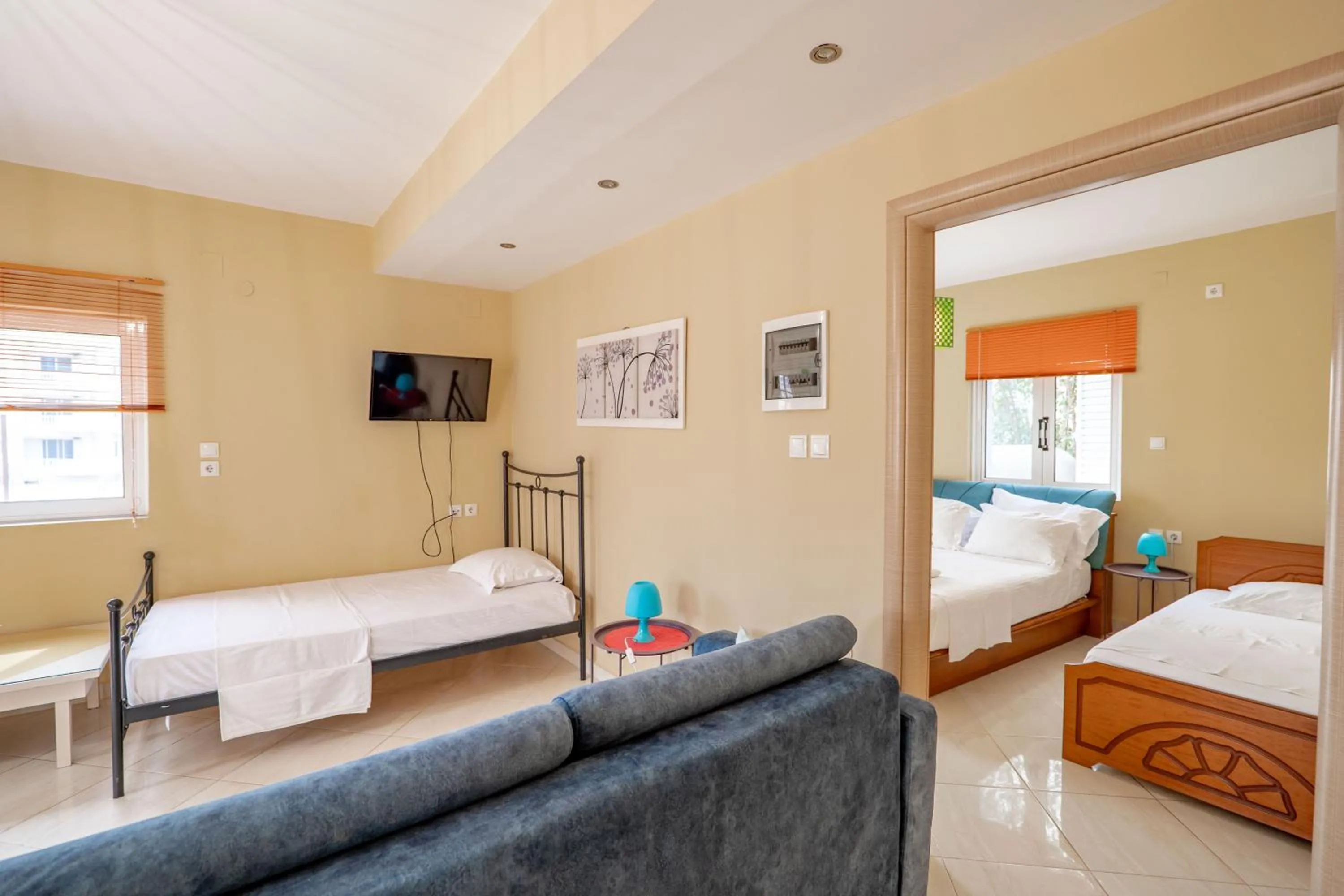 Photo of the whole room, Bed in Gregory's Apartments