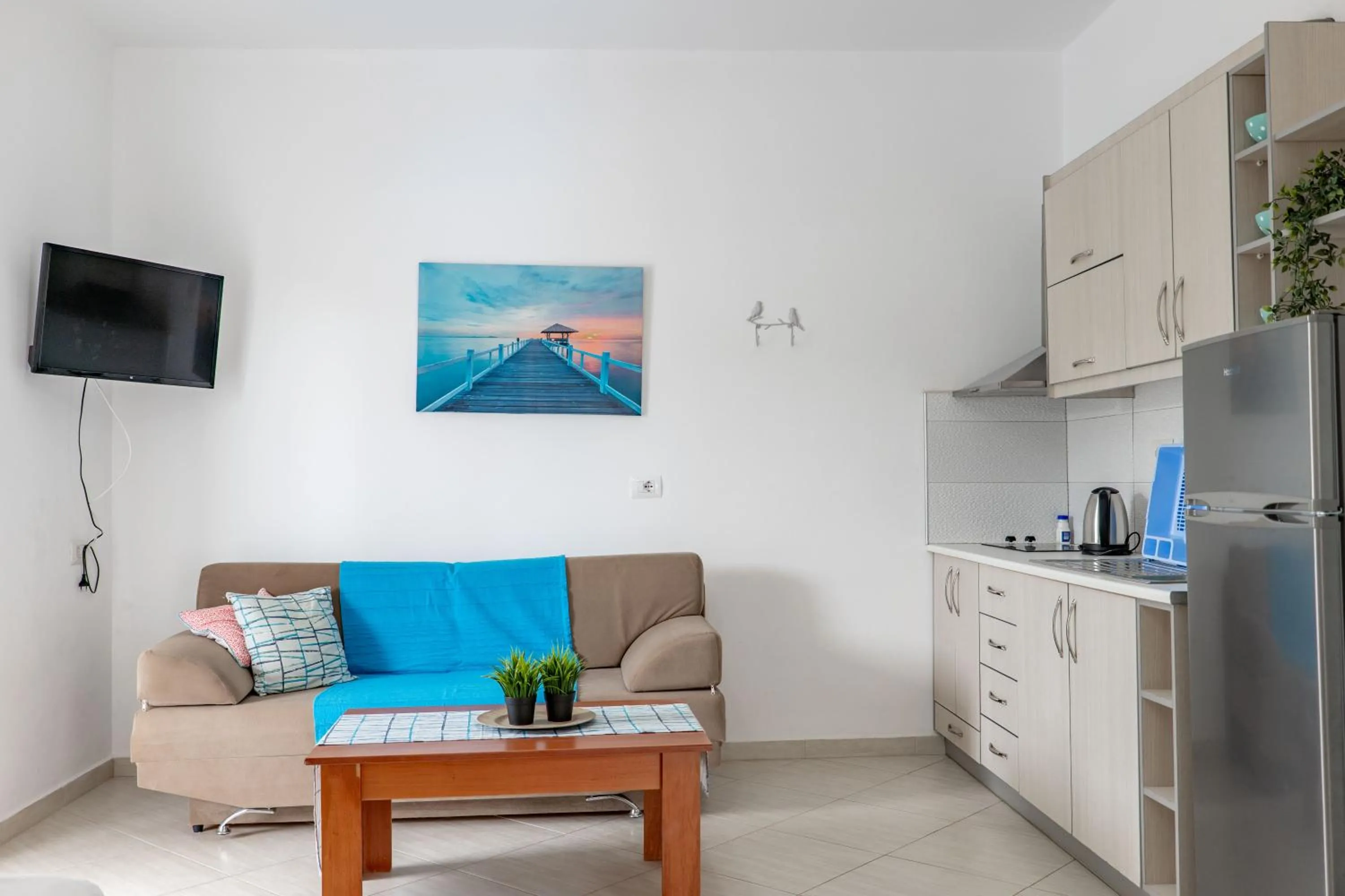 TV and multimedia in Gregory's Apartments