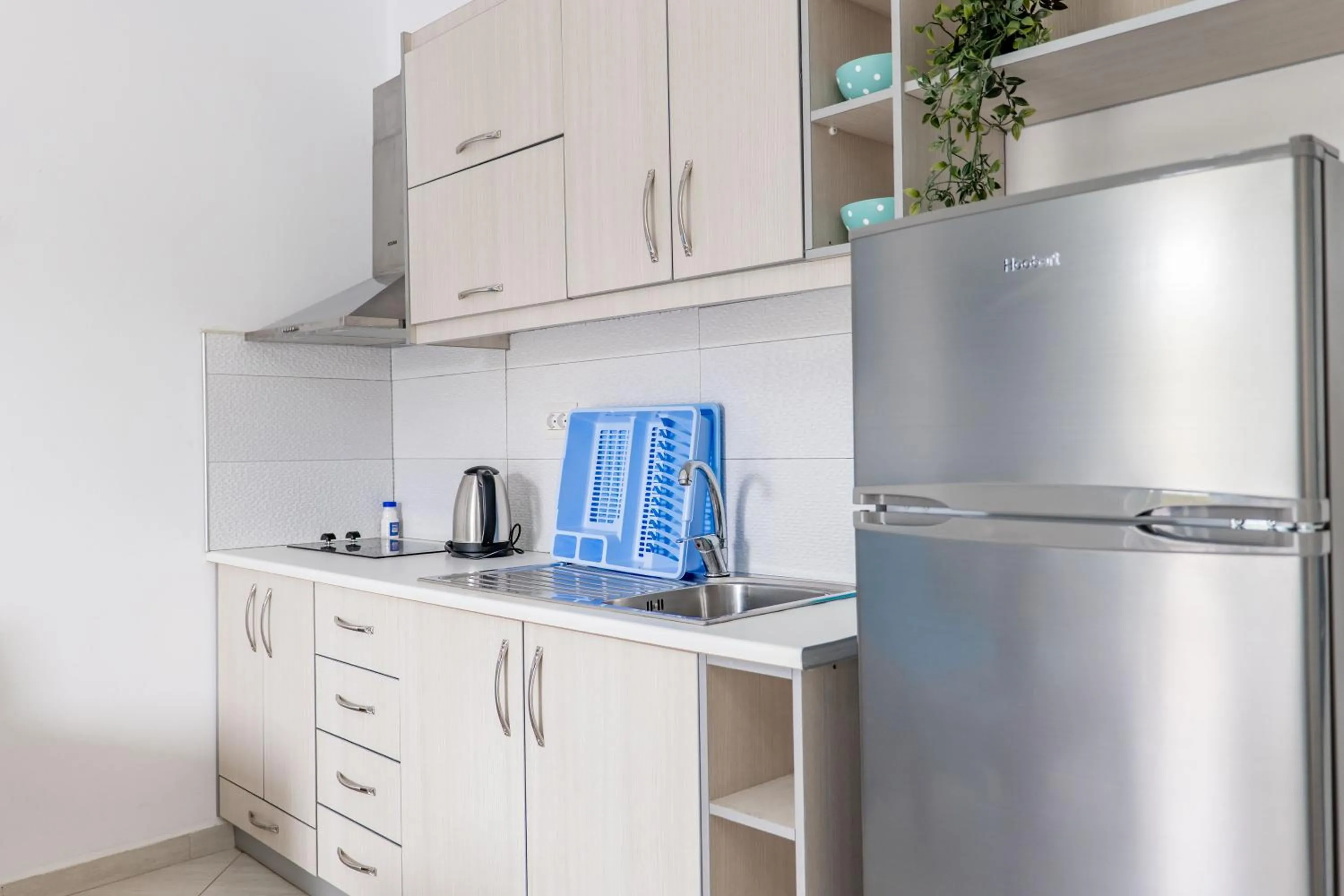 Kitchen or kitchenette in Gregory's Apartments