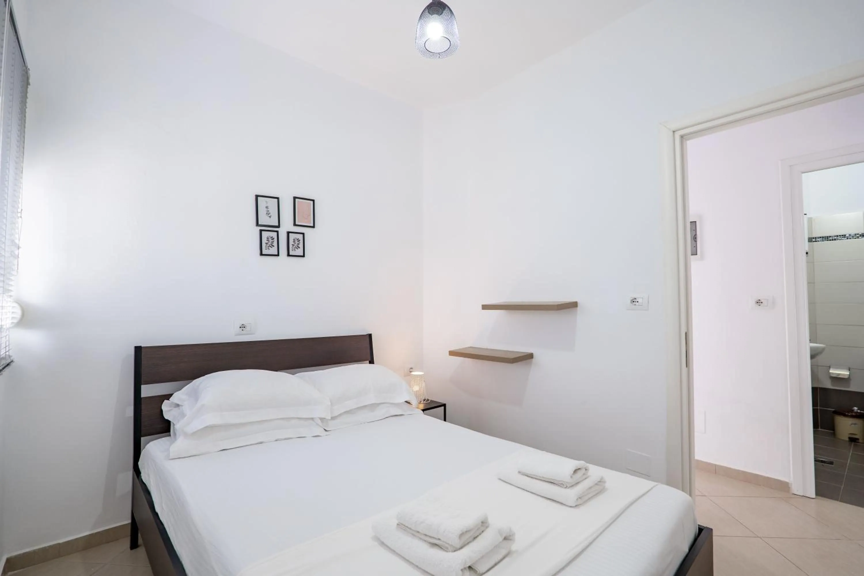 Photo of the whole room, Bed in Gregory's Apartments