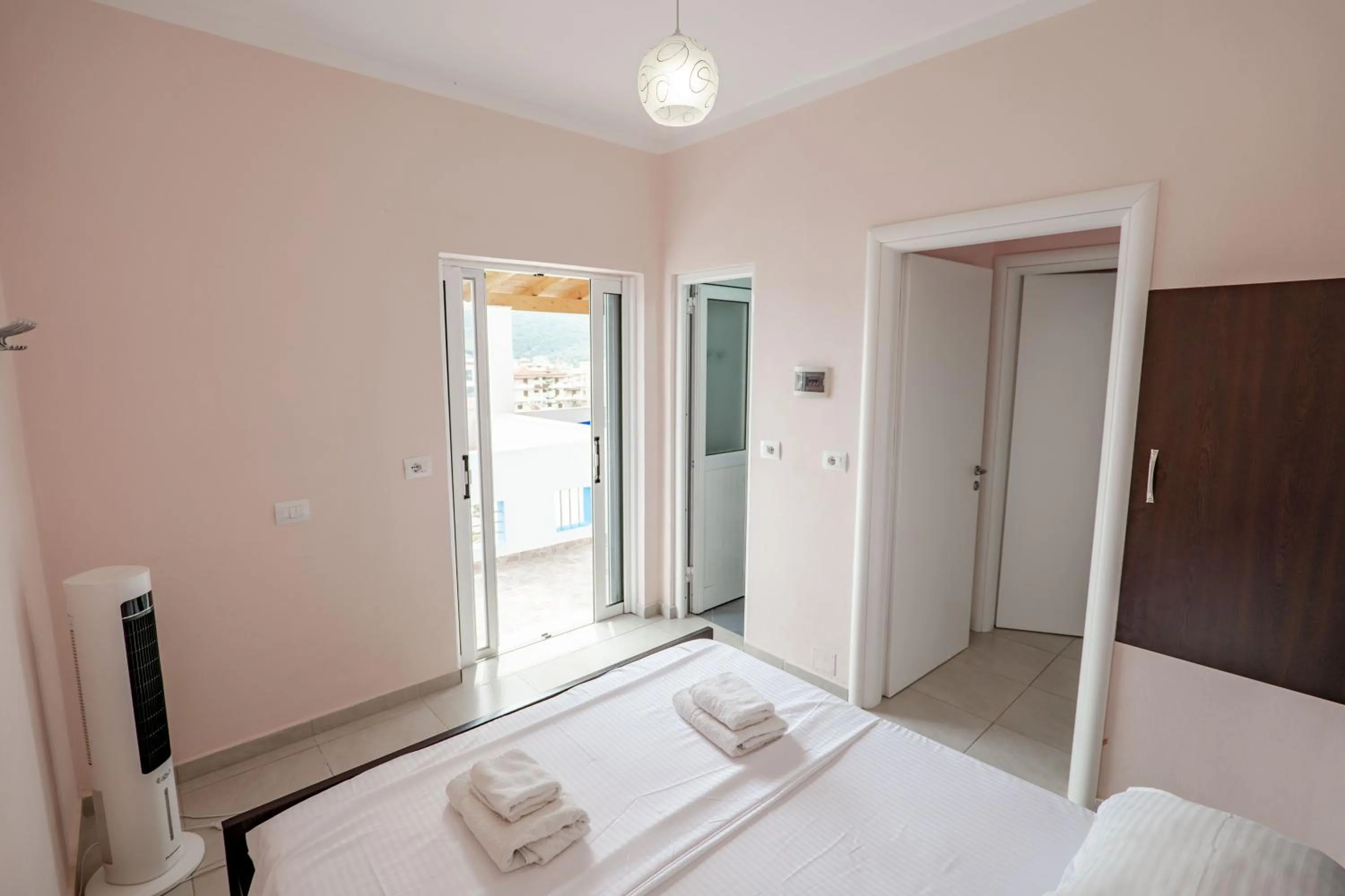 Photo of the whole room, Bed in Gregory's Apartments
