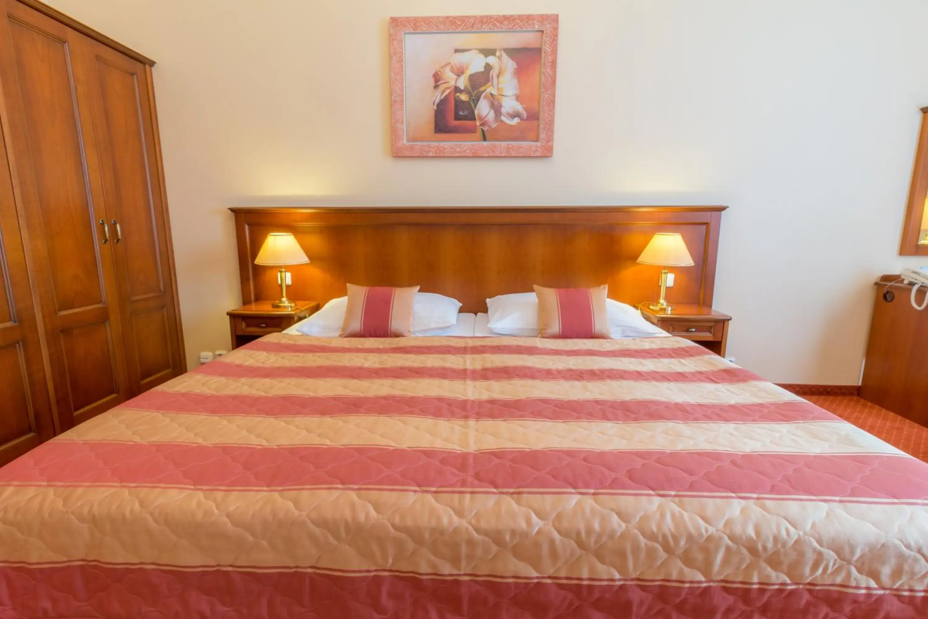 Apartment with Wellness and Fitness Access - single occupancy in Ensana Centrální Lázně - Maria Spa Apartment with Wellness and Fitness Access - single occupancy in Ensana Centrální Lázně - Maria Spa