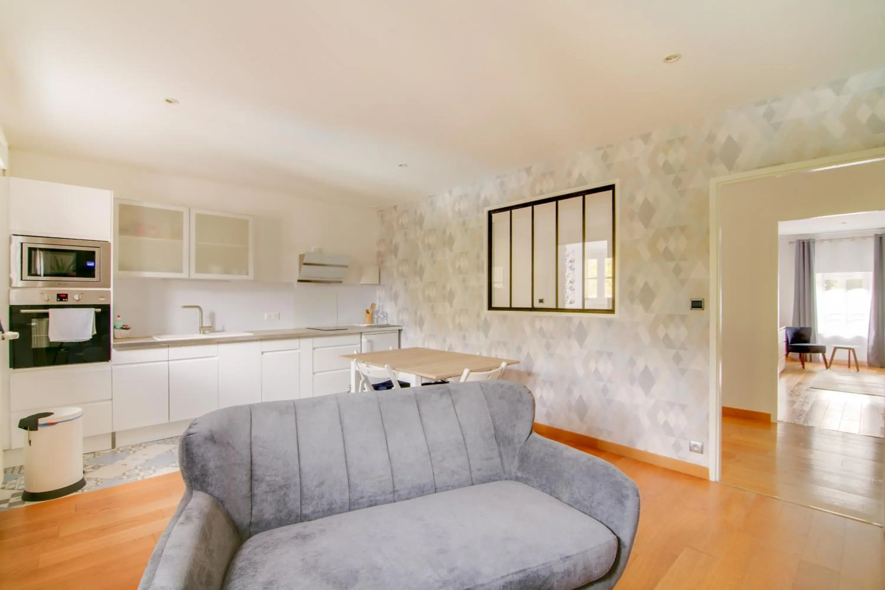Three-Bedroom Suite - single occupancy in Maison d'hôtes La Villa des Ducs Bar-le-Duc Three-Bedroom Suite - single occupancy in Maison d'hôtes La Villa des Ducs Bar-le-Duc