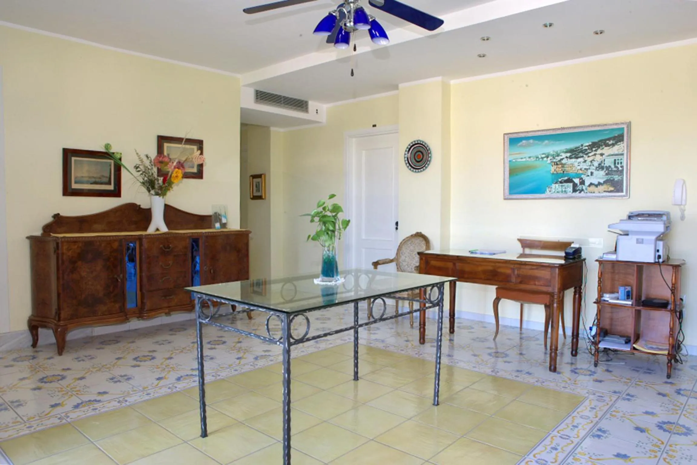 Lobby or reception in Villa Maredona