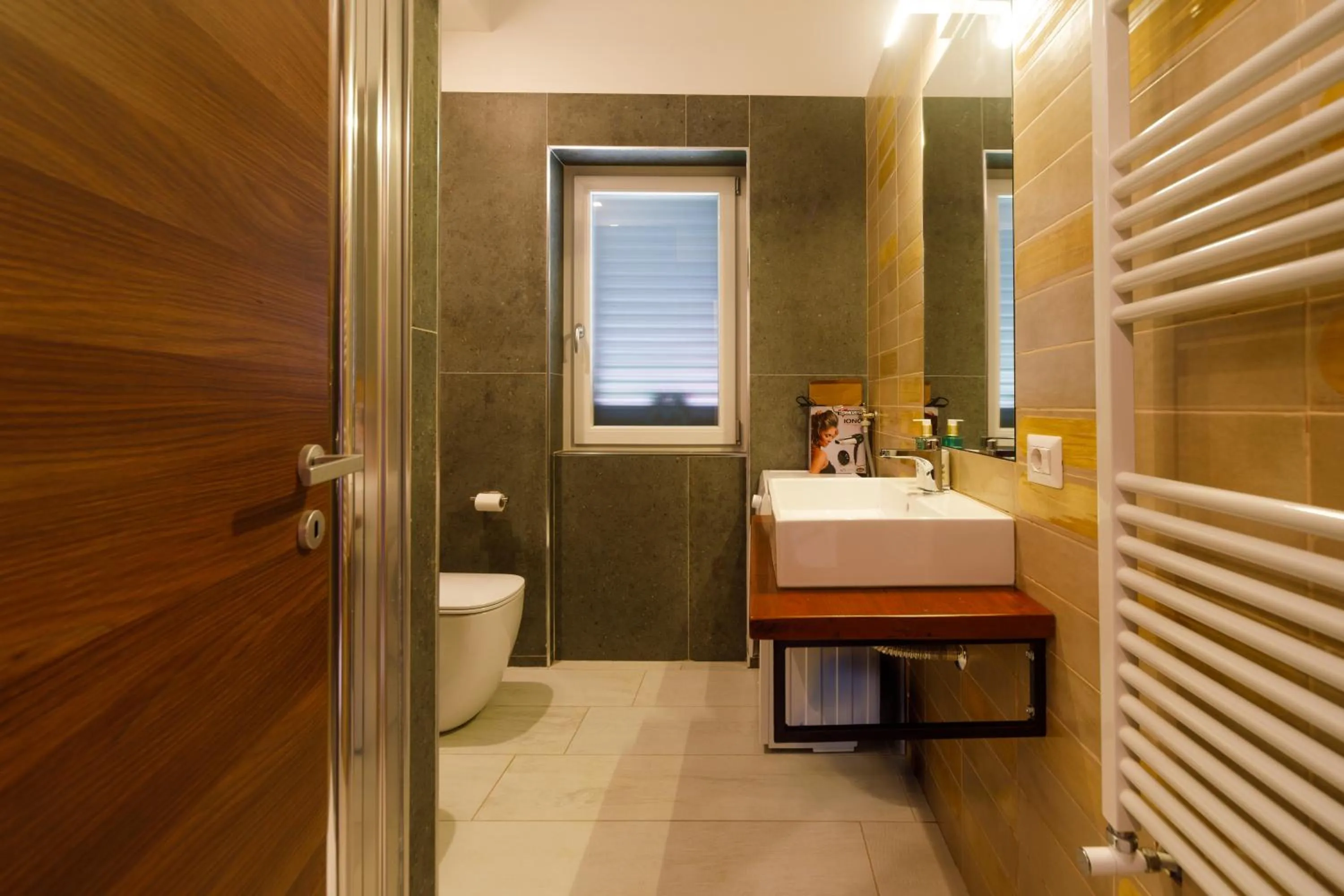 Bathroom, Bed in Villa Maredona