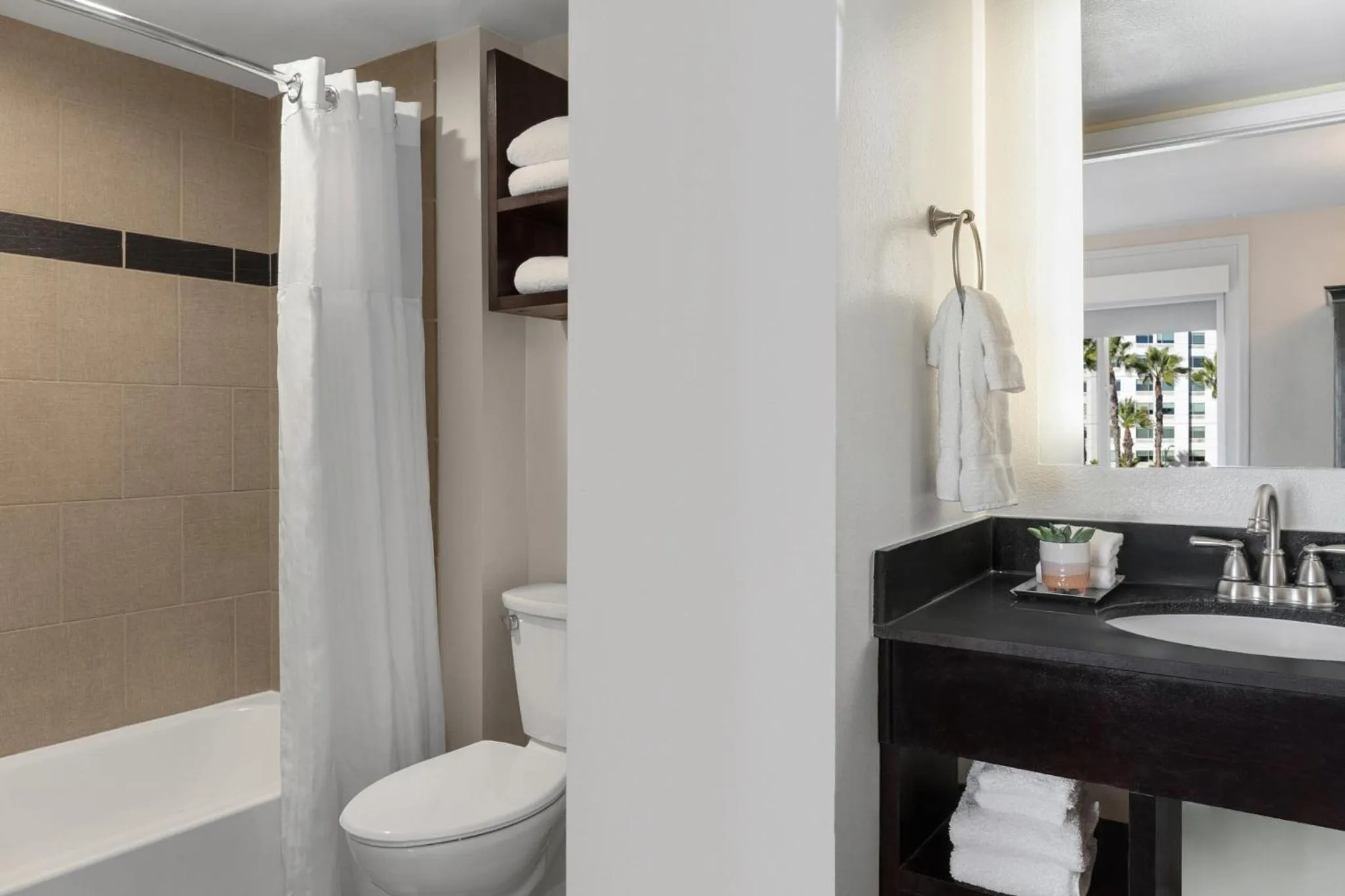 Bathroom in Peacock Suites