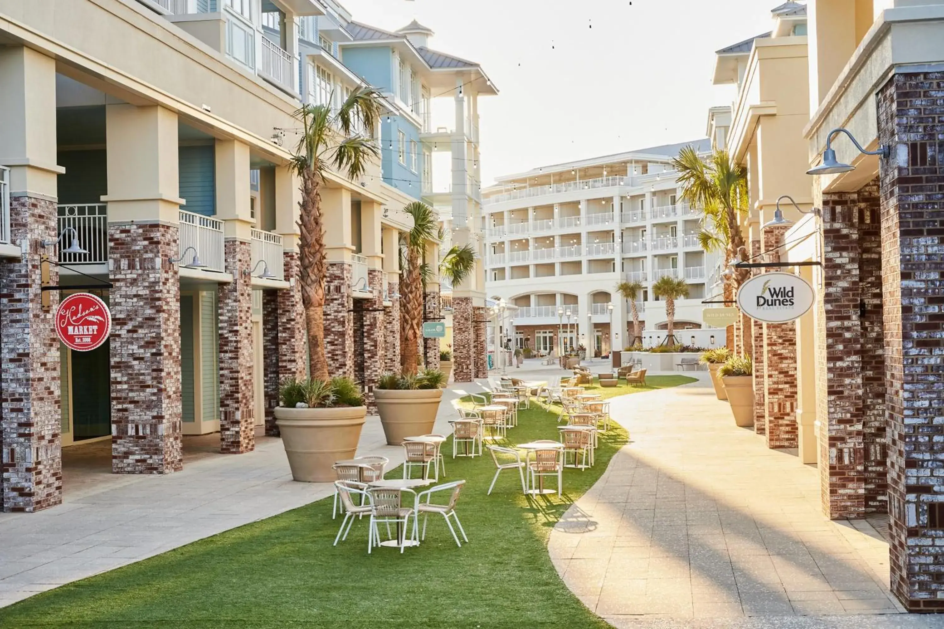 Property building in Wild Dunes Resort - Sweetgrass Inn and Boardwalk Inn Property building in Wild Dunes Resort - Sweetgrass Inn and Boardwalk Inn
