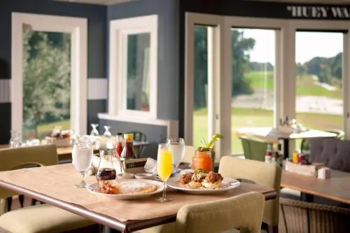Wild Dunes Resort - Sweetgrass Inn and Boardwalk Inn