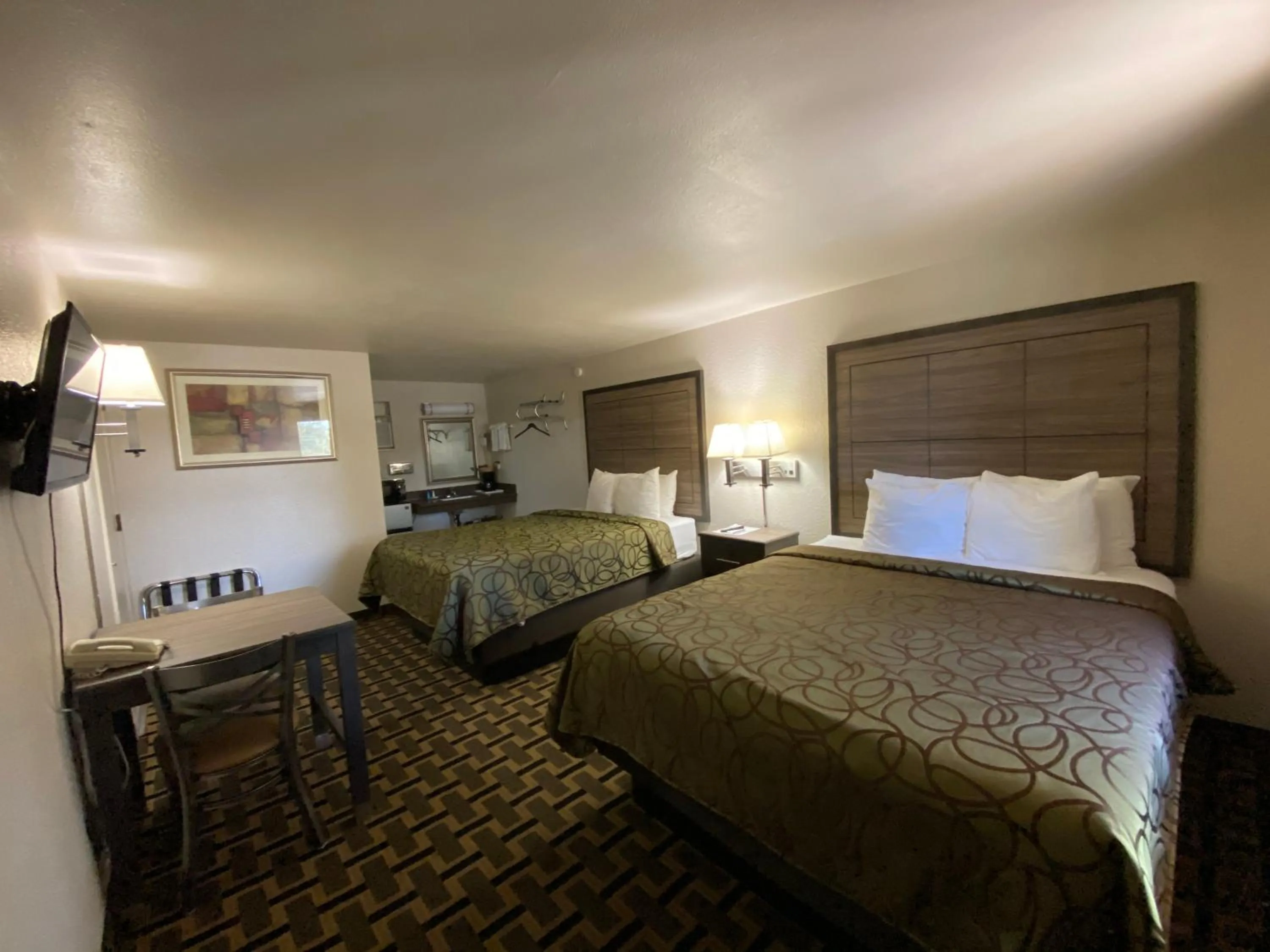 Bed in Motel In The Pines