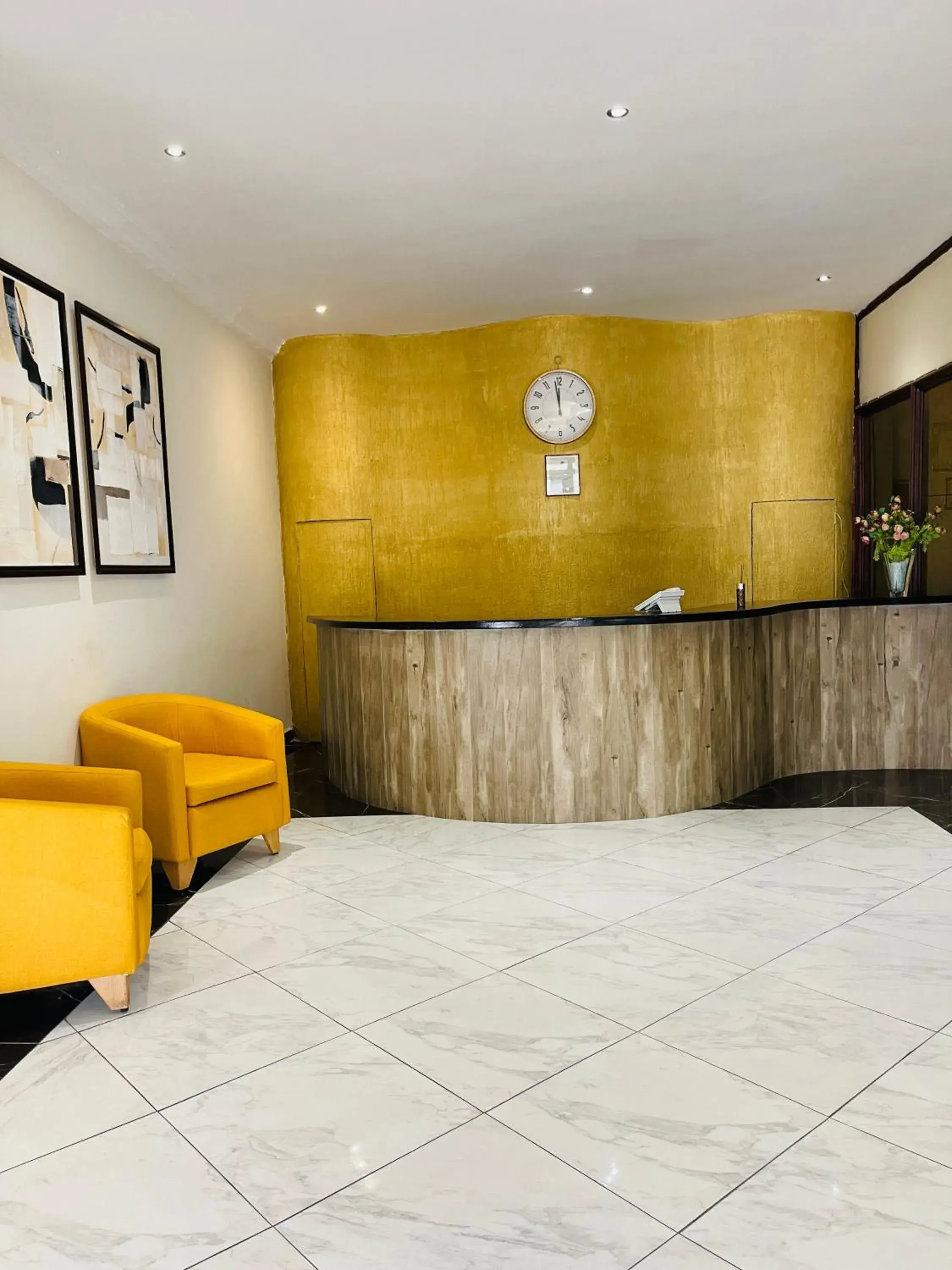 Lobby or reception in Niagara Hotel Lobby or reception in Niagara Hotel