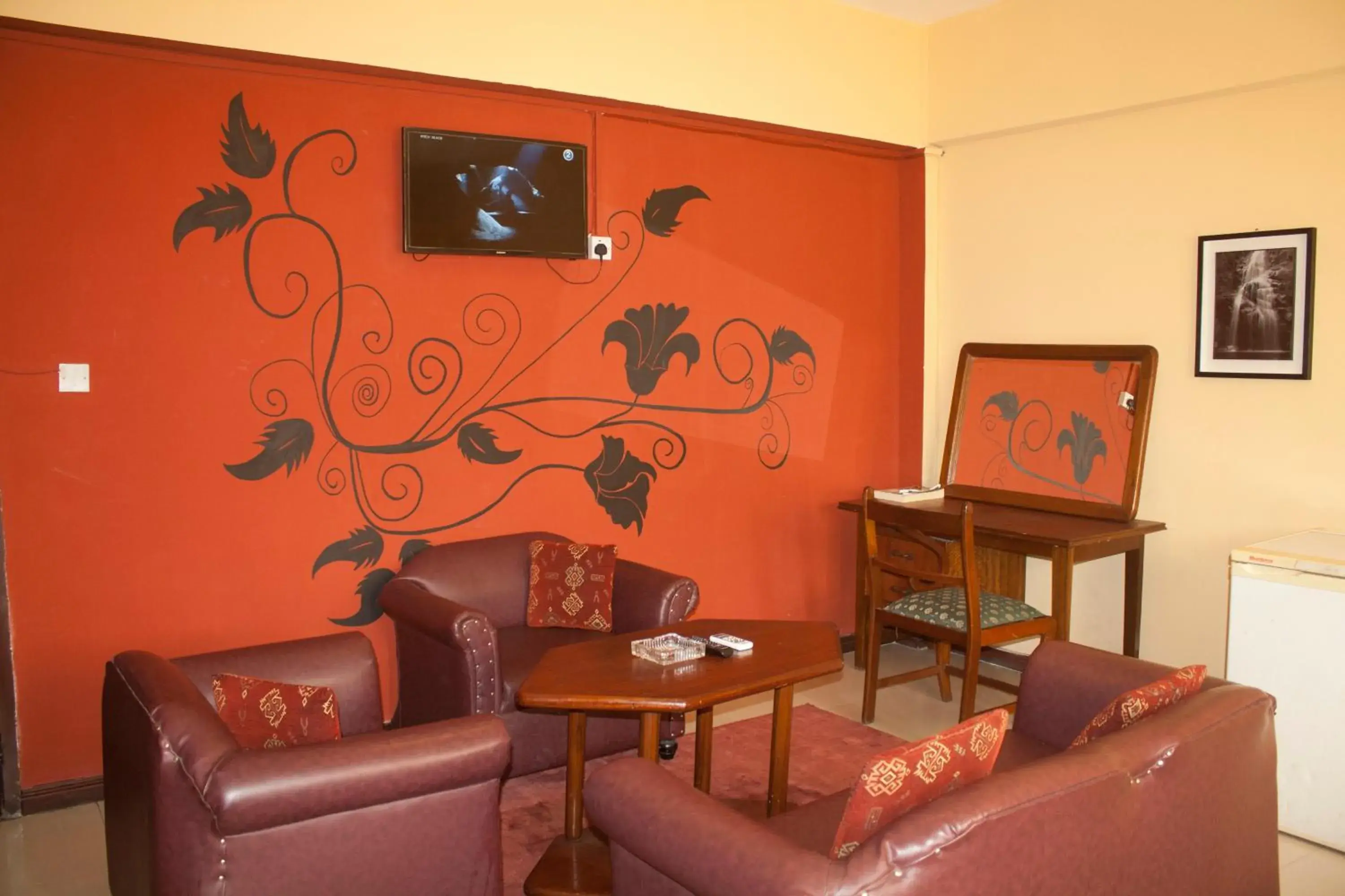 Living room in Niagara Hotel Living room in Niagara Hotel