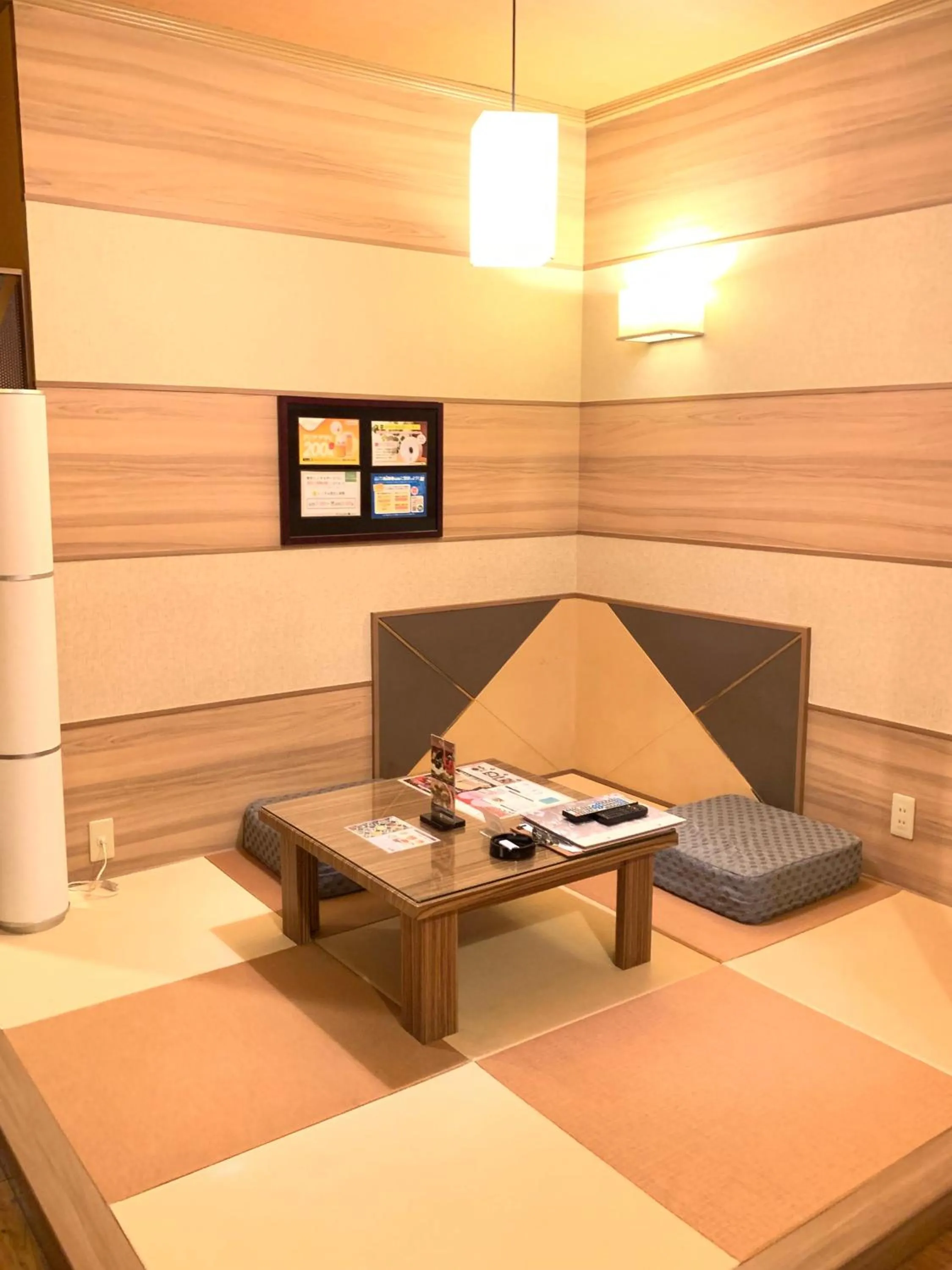 Living room in HOTEL SOLA Yame-ADULT ONLY-artificial hot spring-