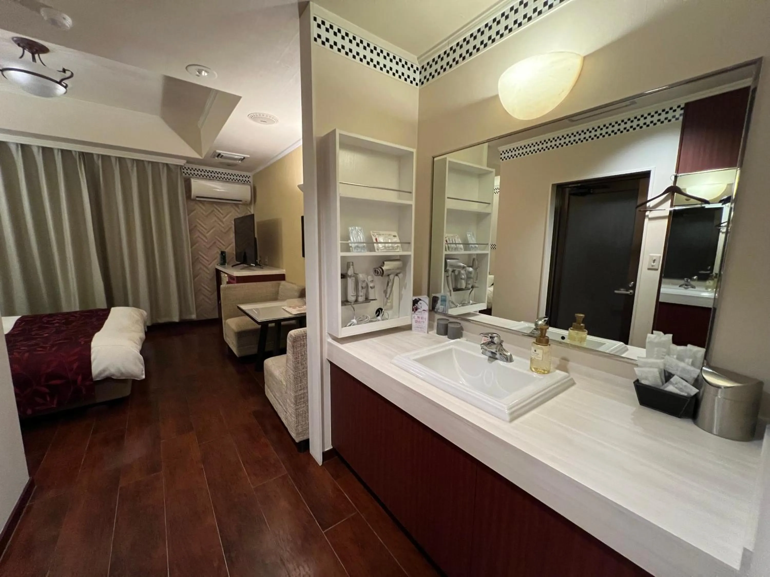 Photo of the whole room, Bed in HOTEL SOLA Yame-ADULT ONLY-artificial hot spring-
