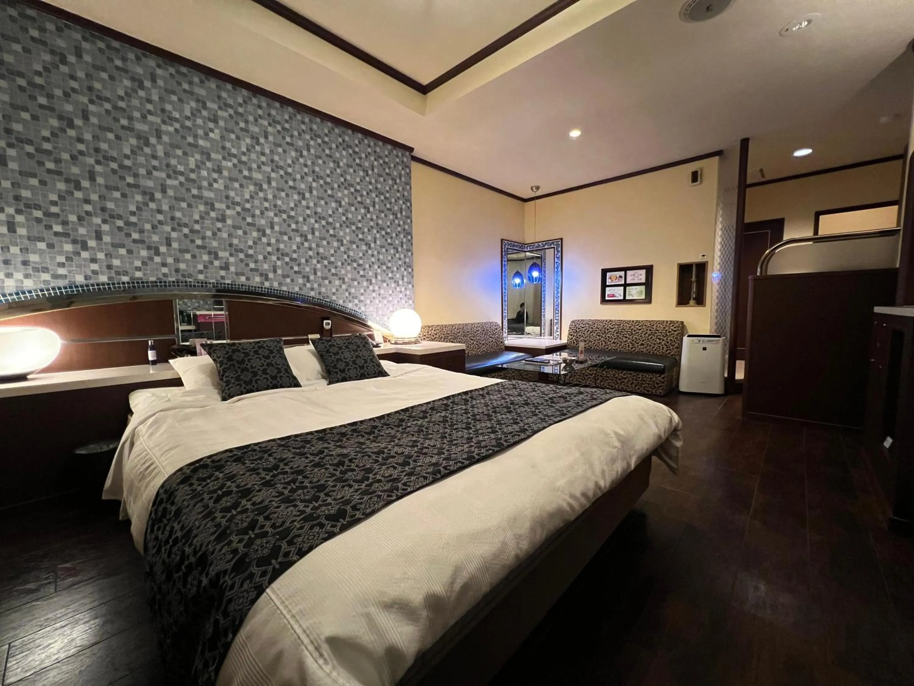 Photo of the whole room, Bed in HOTEL SOLA Yame-ADULT ONLY-artificial hot spring-