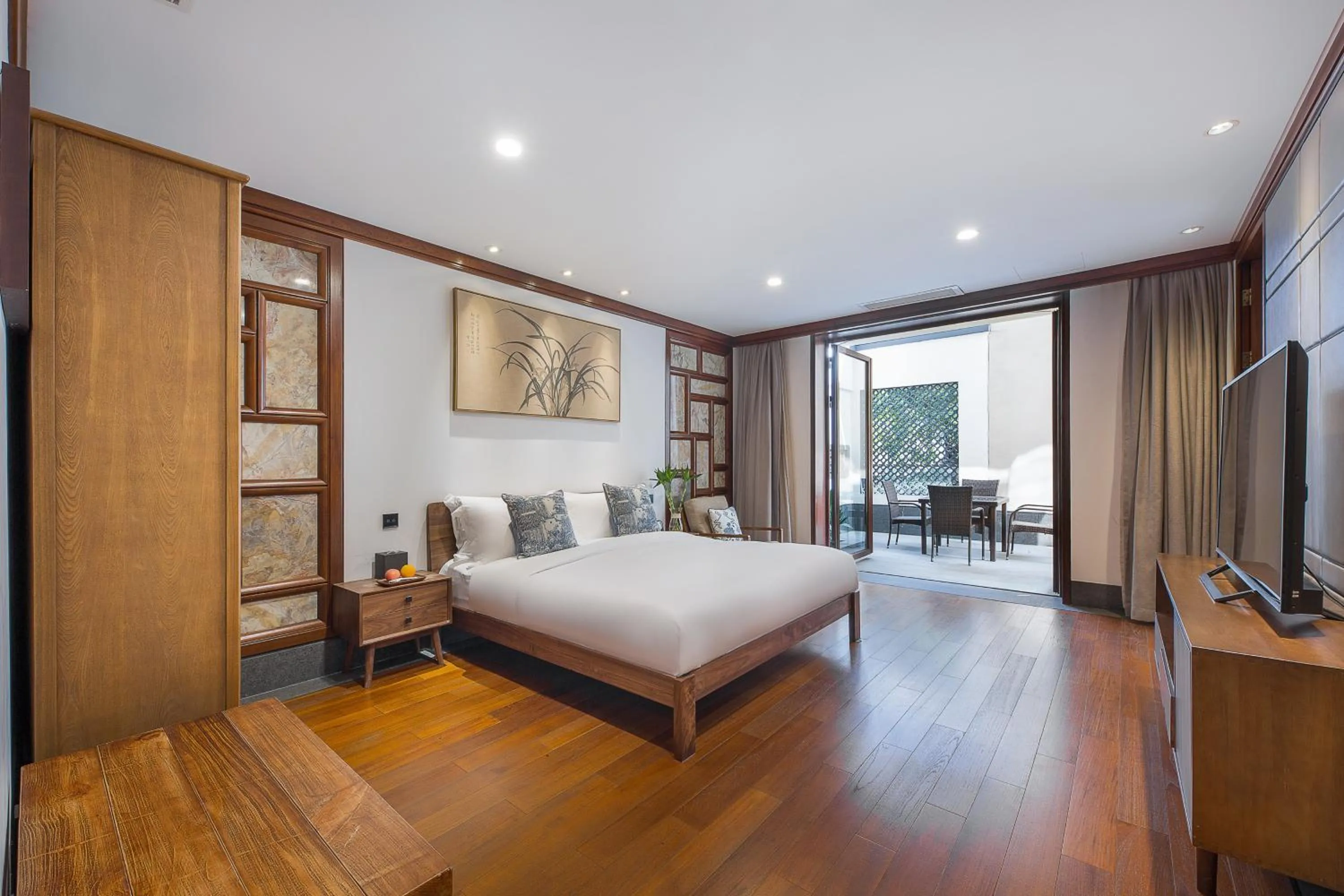 Balcony/Terrace, Bed in Hefu Hotel