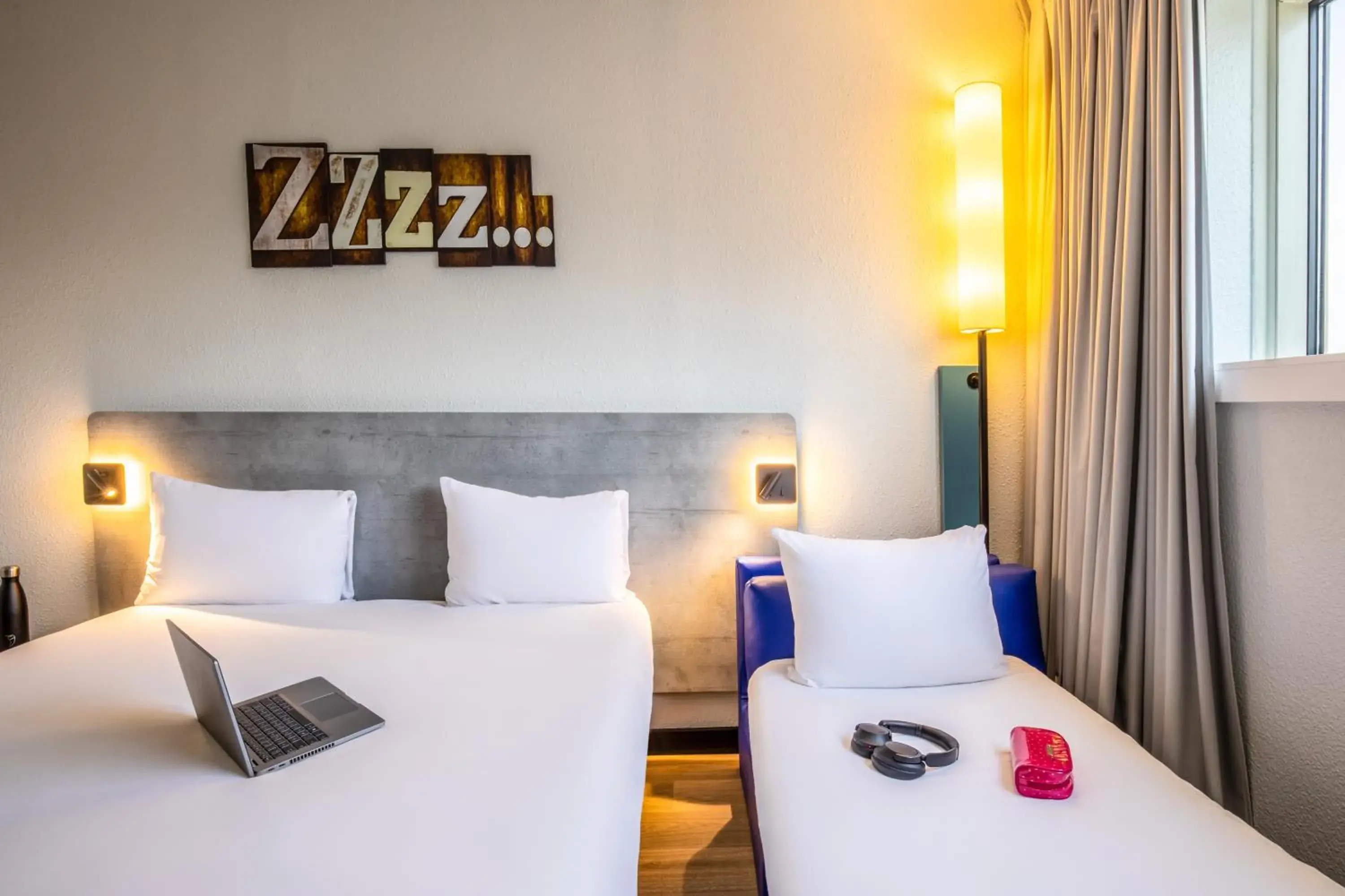 Bed in ibis budget Paris Porte de Montreuil Bed in ibis budget Paris Porte de Montreuil