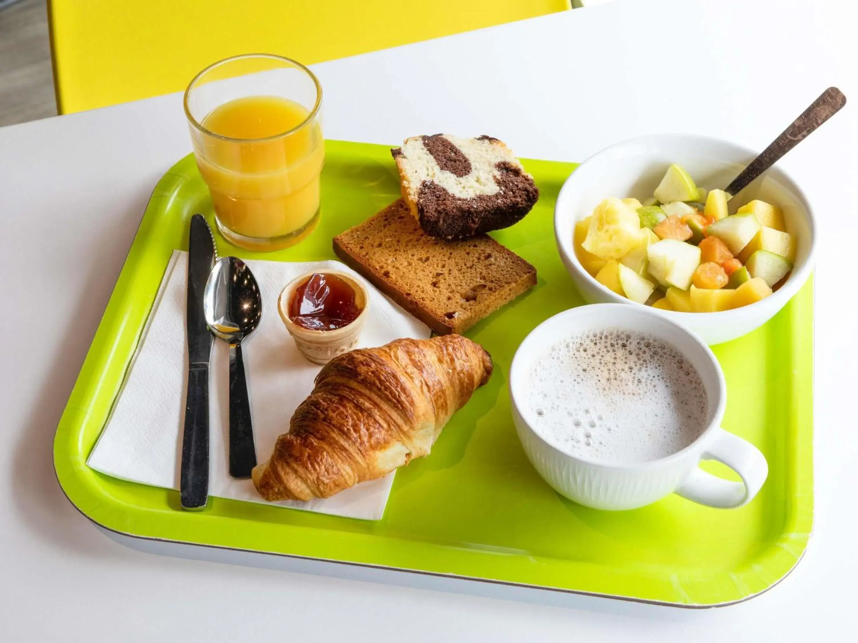 Breakfast in ibis budget Paris Porte de Montreuil Breakfast in ibis budget Paris Porte de Montreuil