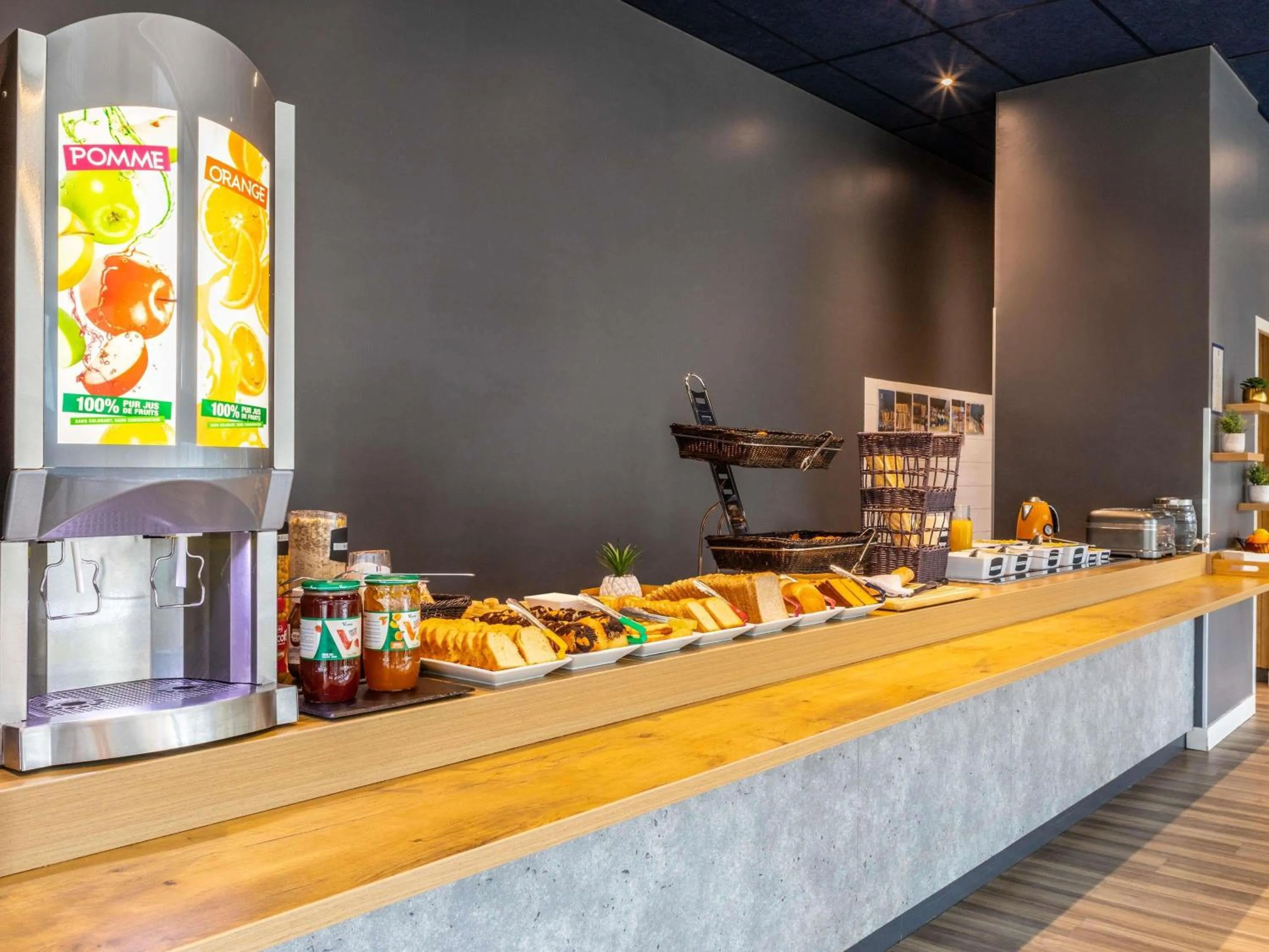 Property building in ibis budget Paris Porte de Montreuil