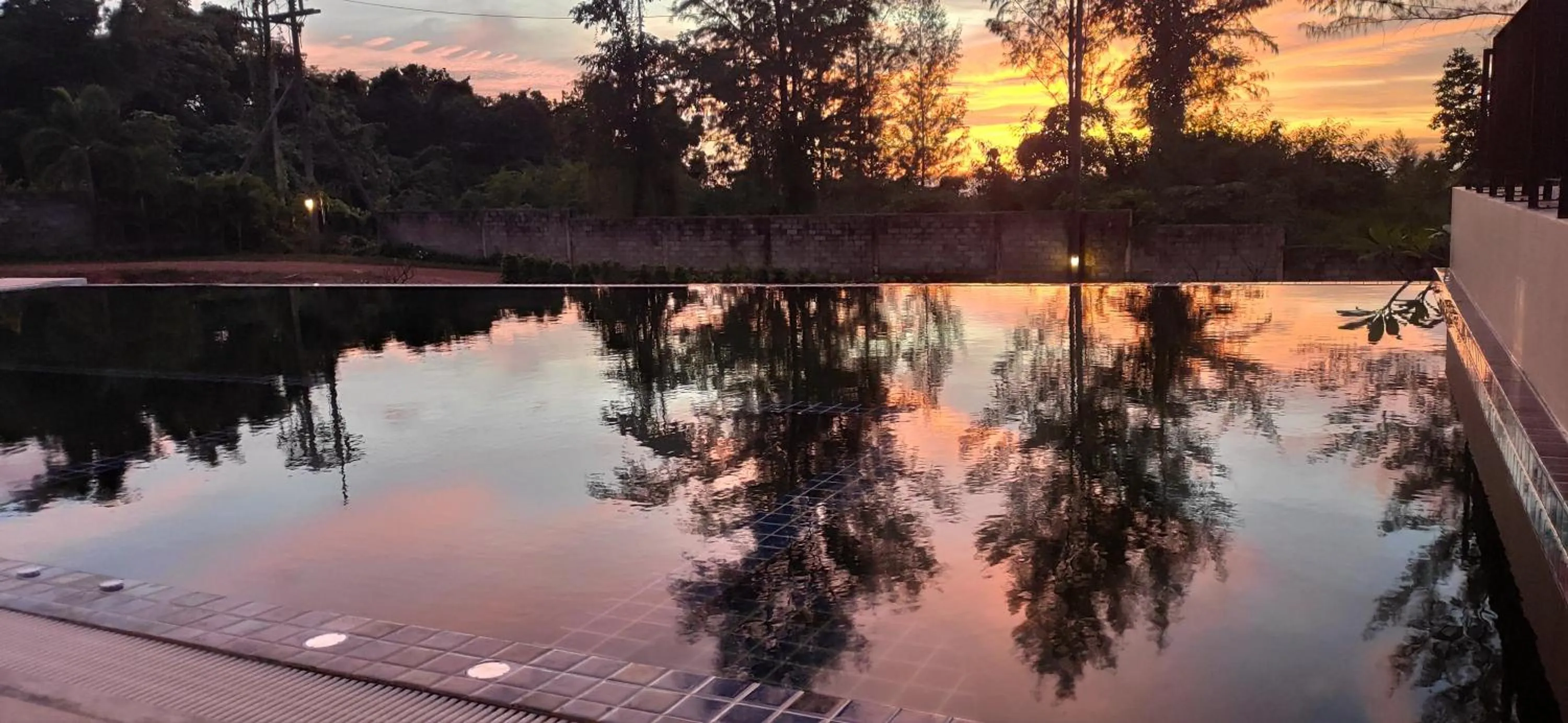 Sunset in Aranya Resort Koh Lanta