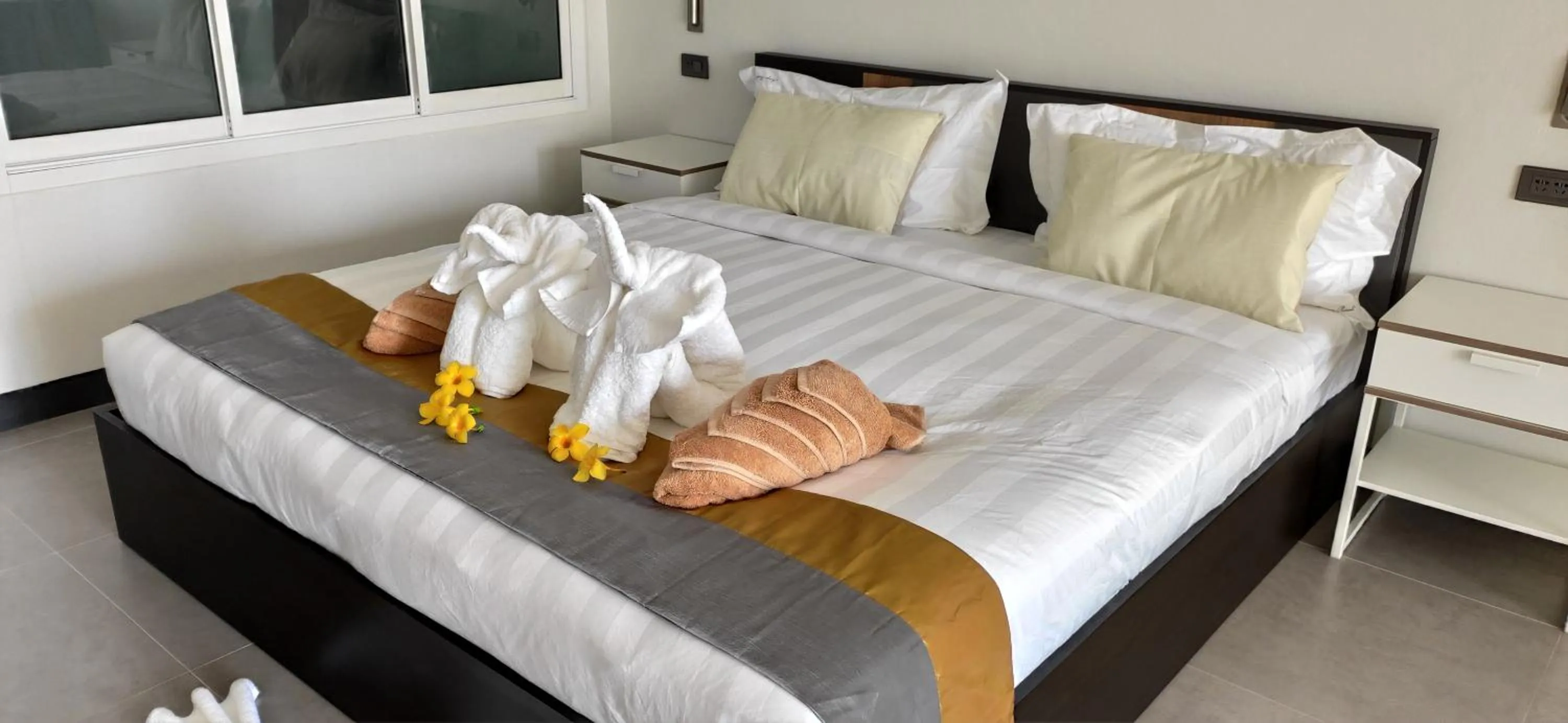 Bed in Aranya Resort Koh Lanta