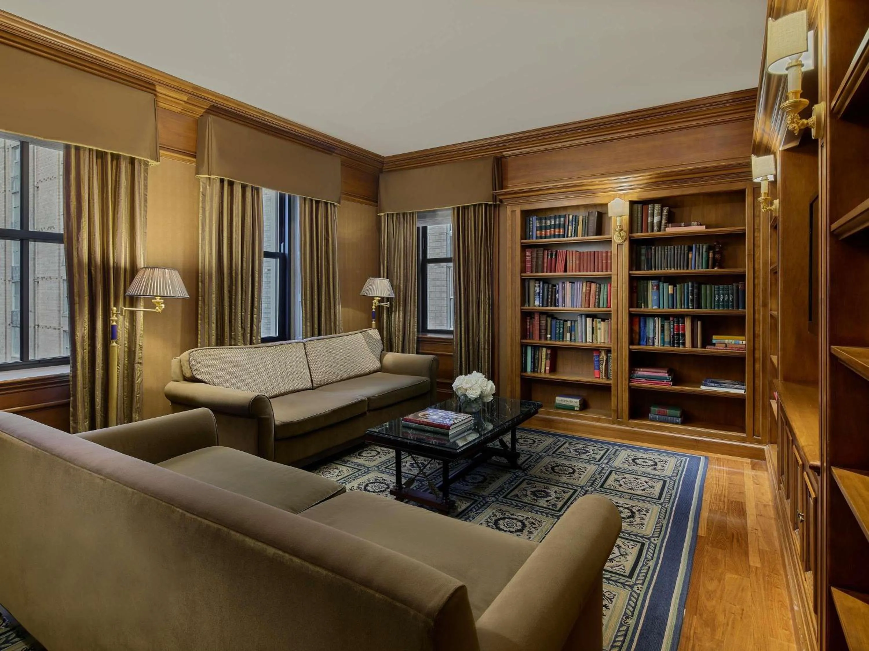 Bedroom in Fairmont Copley Plaza