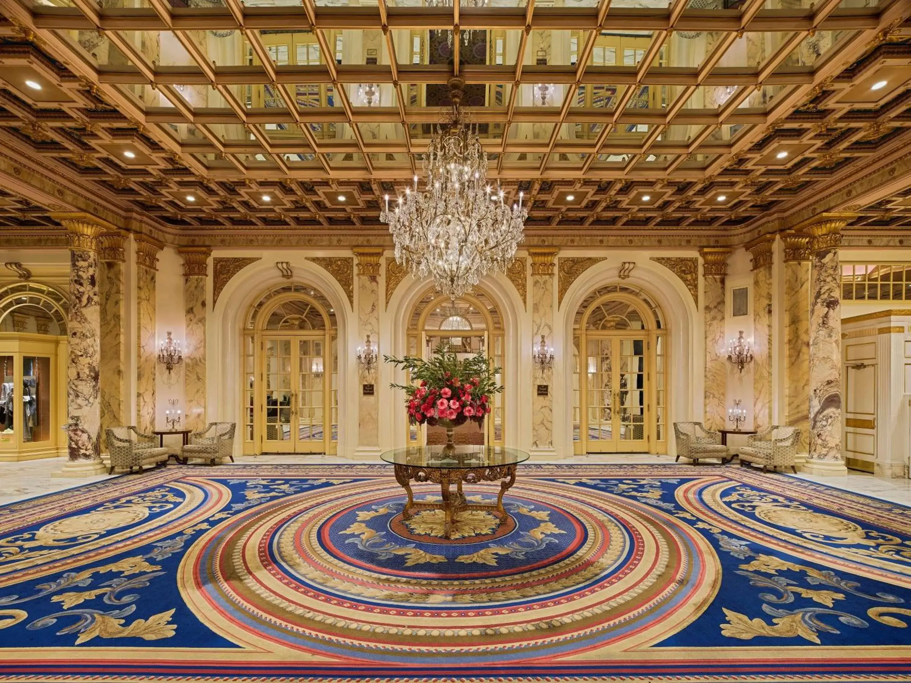 Property building in Fairmont Copley Plaza Property building in Fairmont Copley Plaza