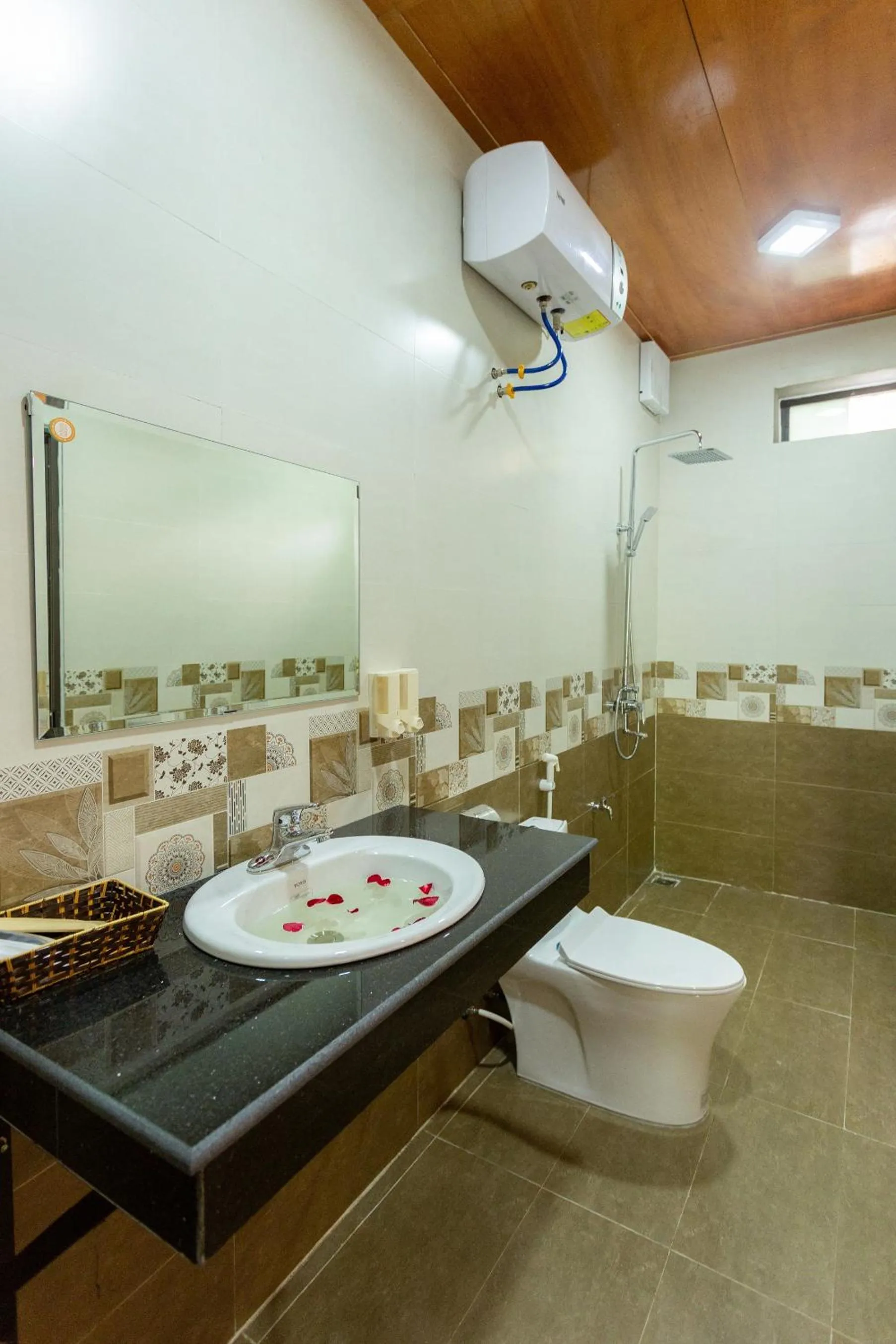 Toilet in Ninh Binh Valle Montana Homestay