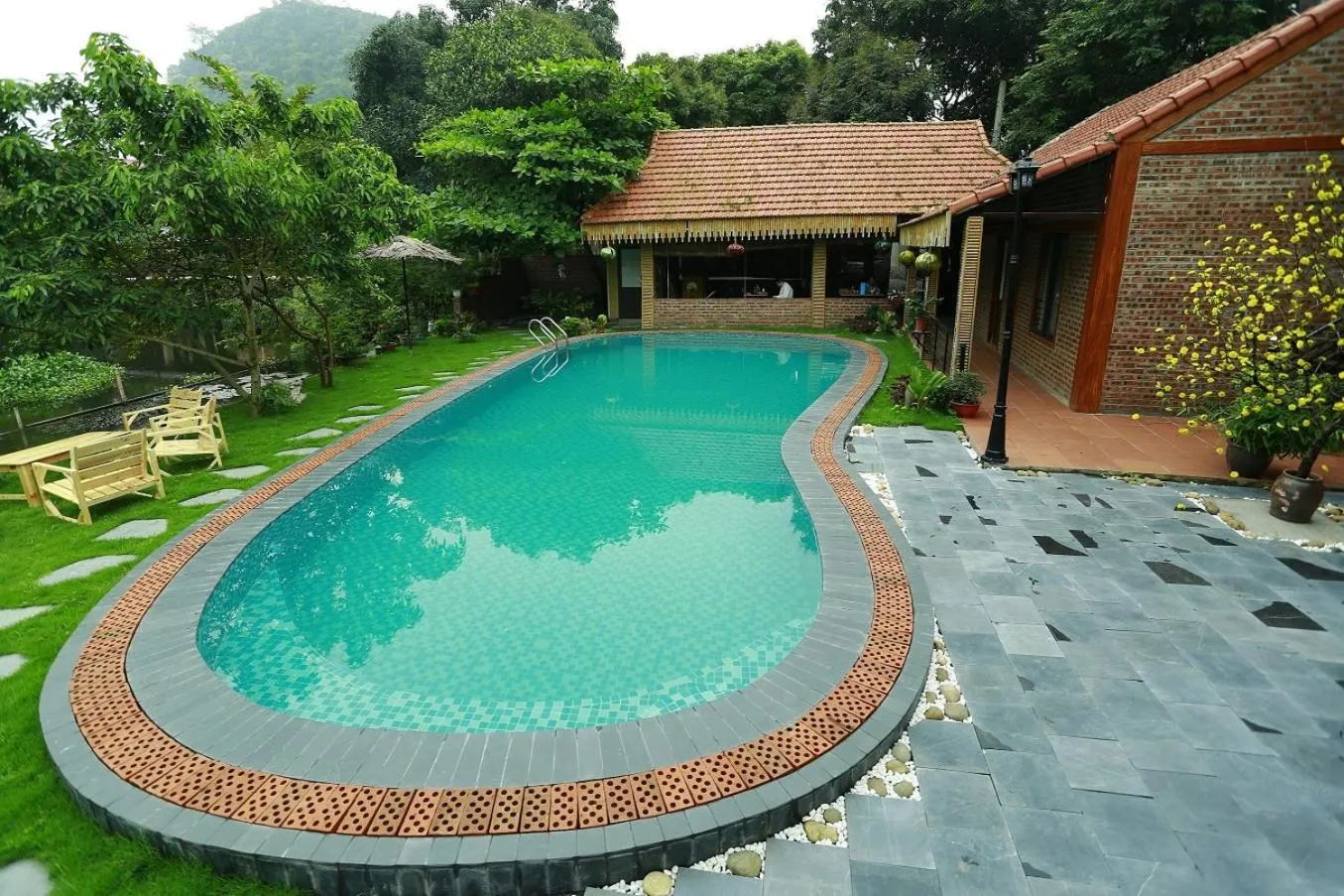 Swimming pool in Ninh Binh Valle Montana Homestay