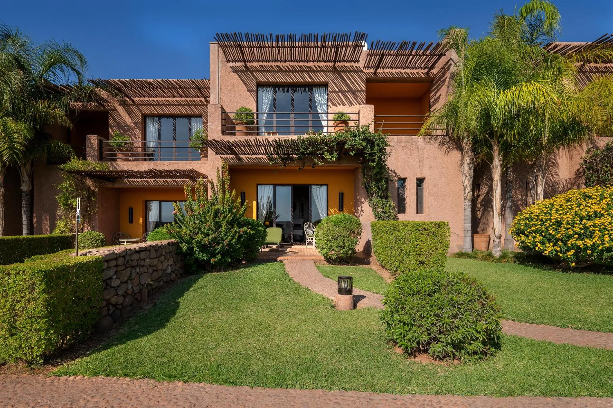 Property building in Le Palais Paysan