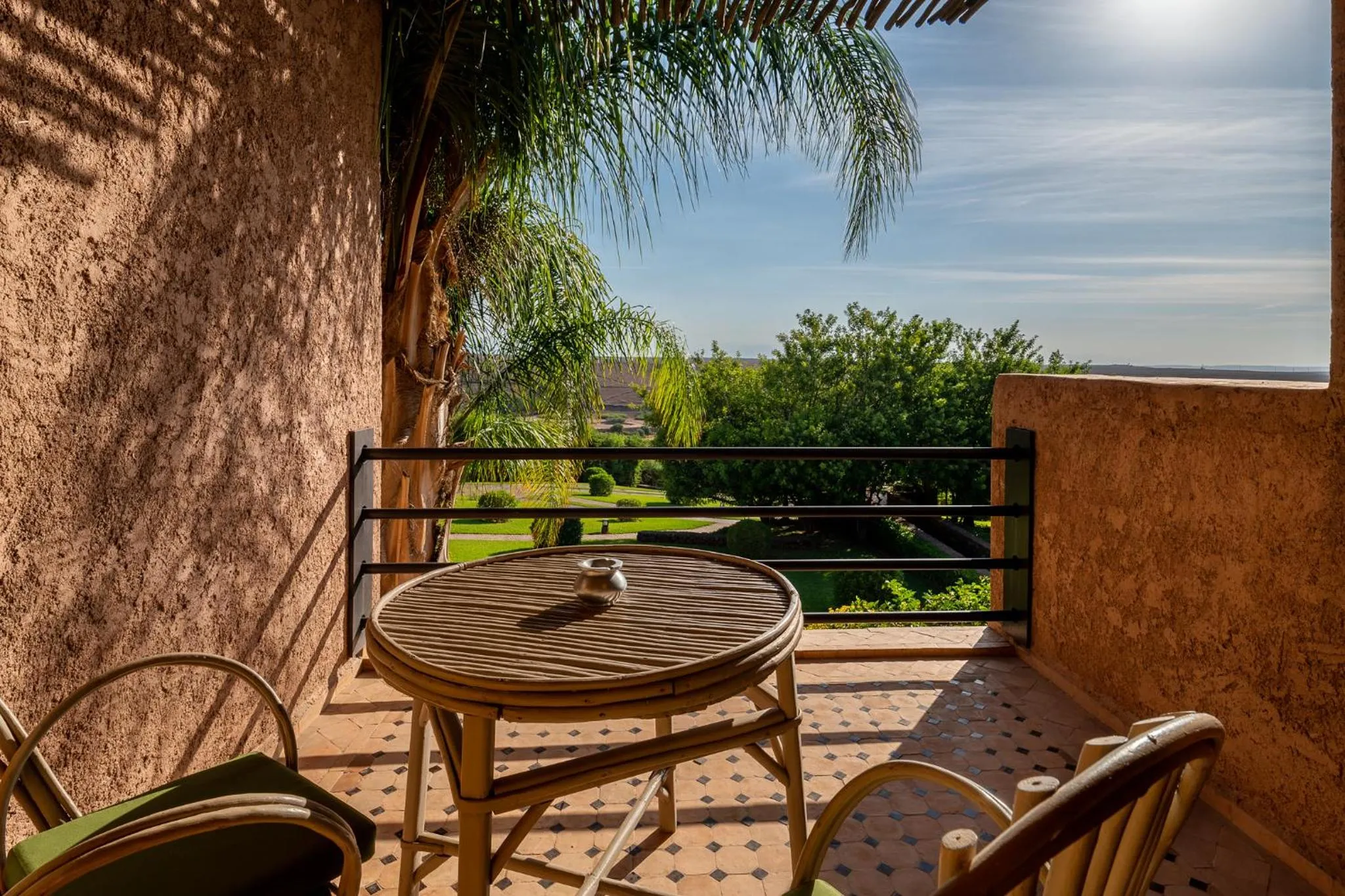 Day in Le Palais Paysan