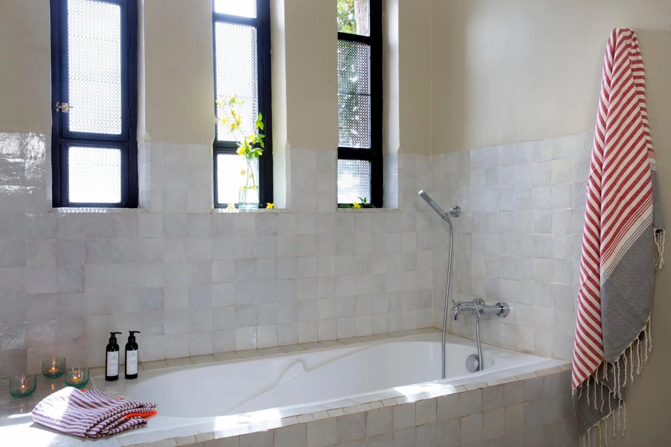 Bathroom in Le Palais Paysan