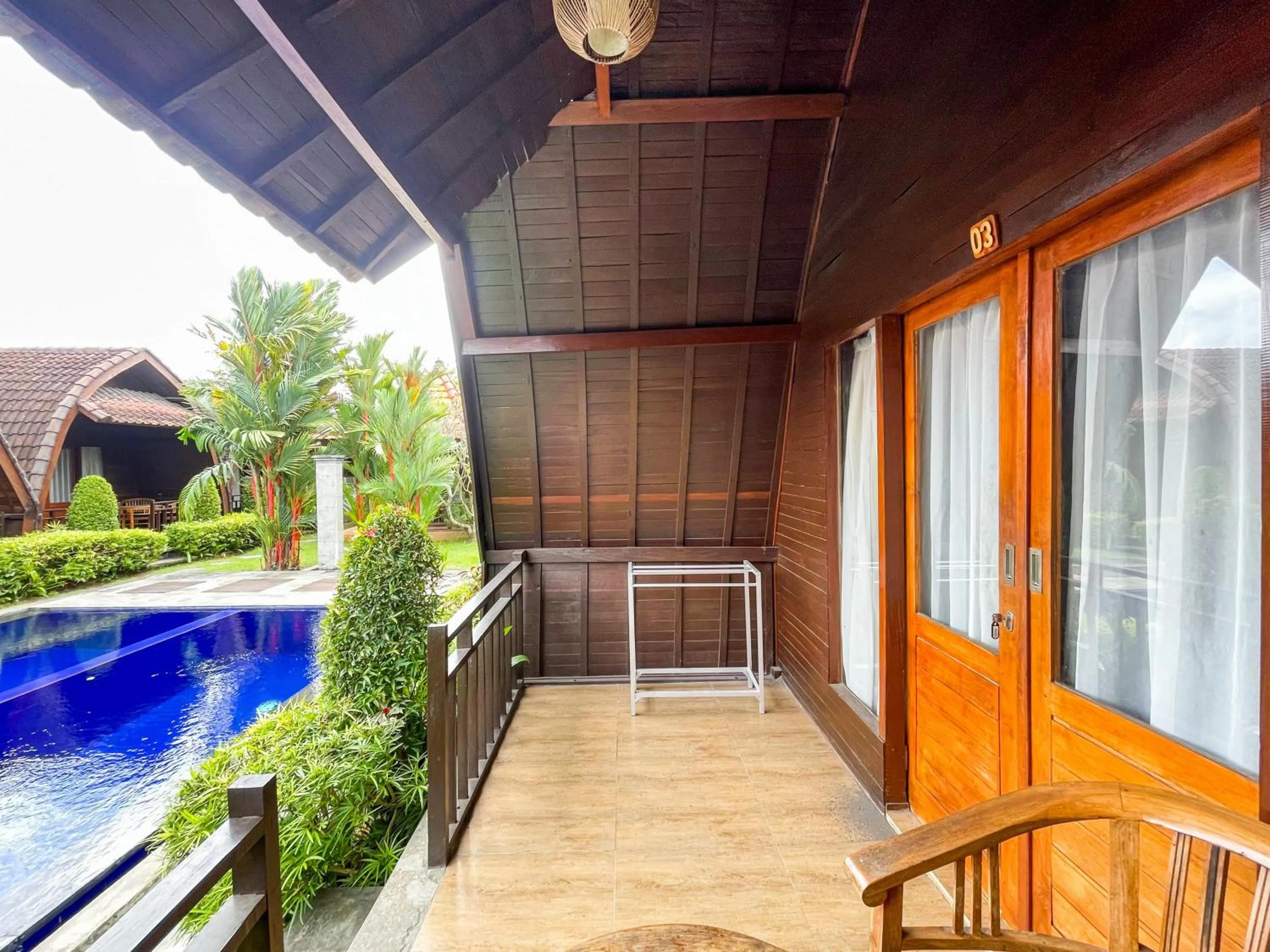 Property building in Lilis Aksito Akusara by Lavana