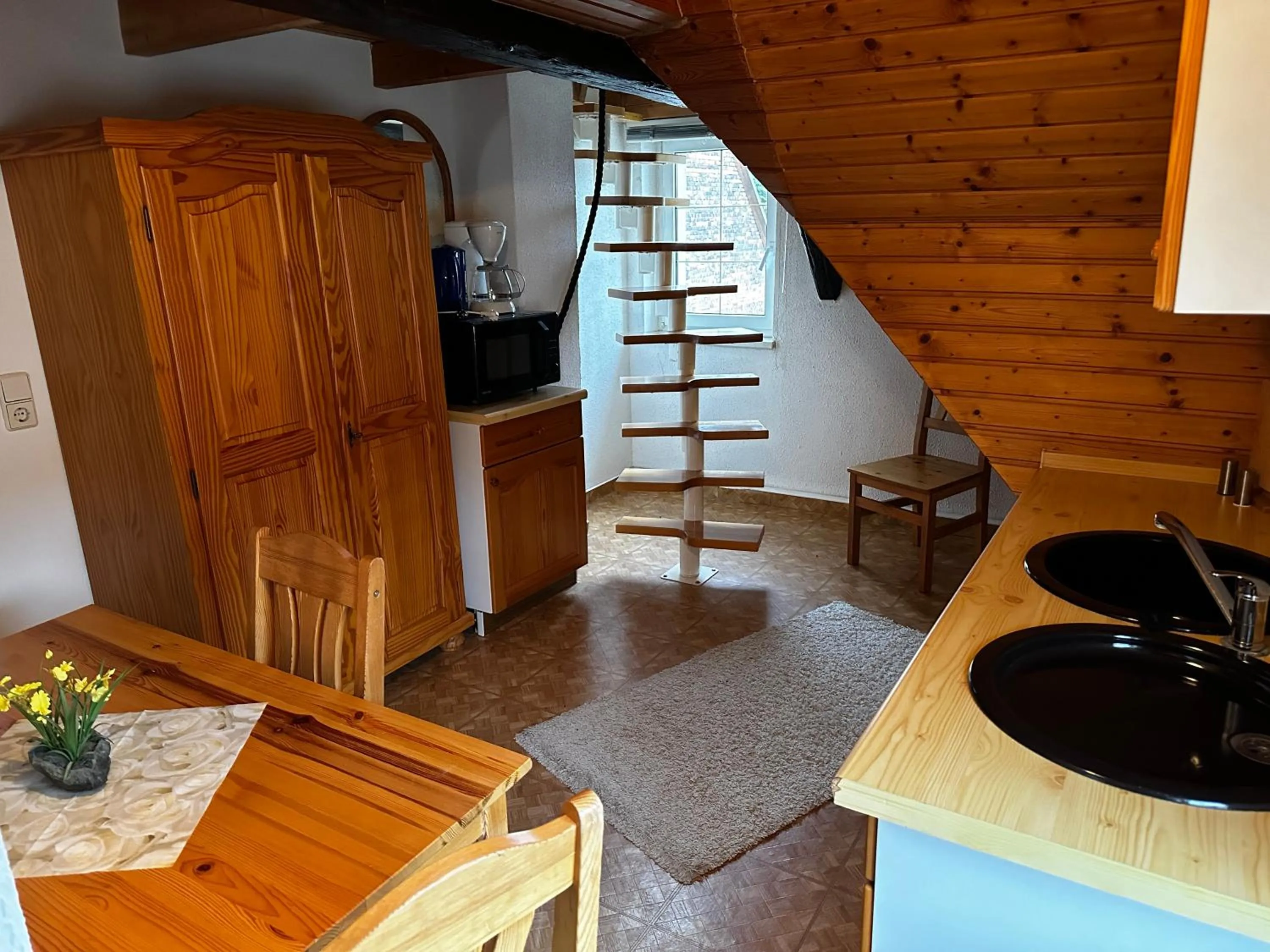 Kitchen or kitchenette in Pension Zum Fäßchen