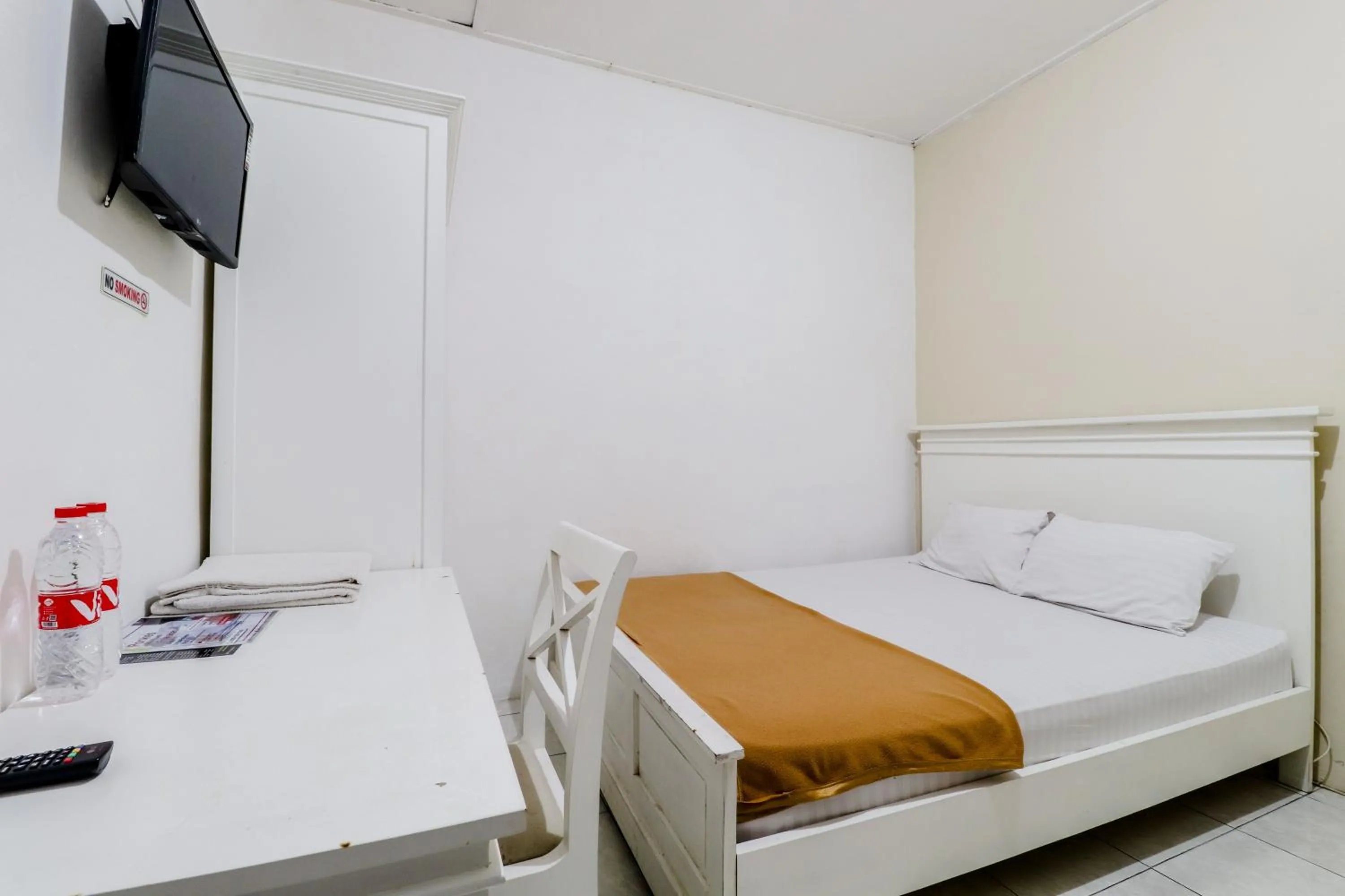 Bedroom, Bed in Ratu Guesthouse