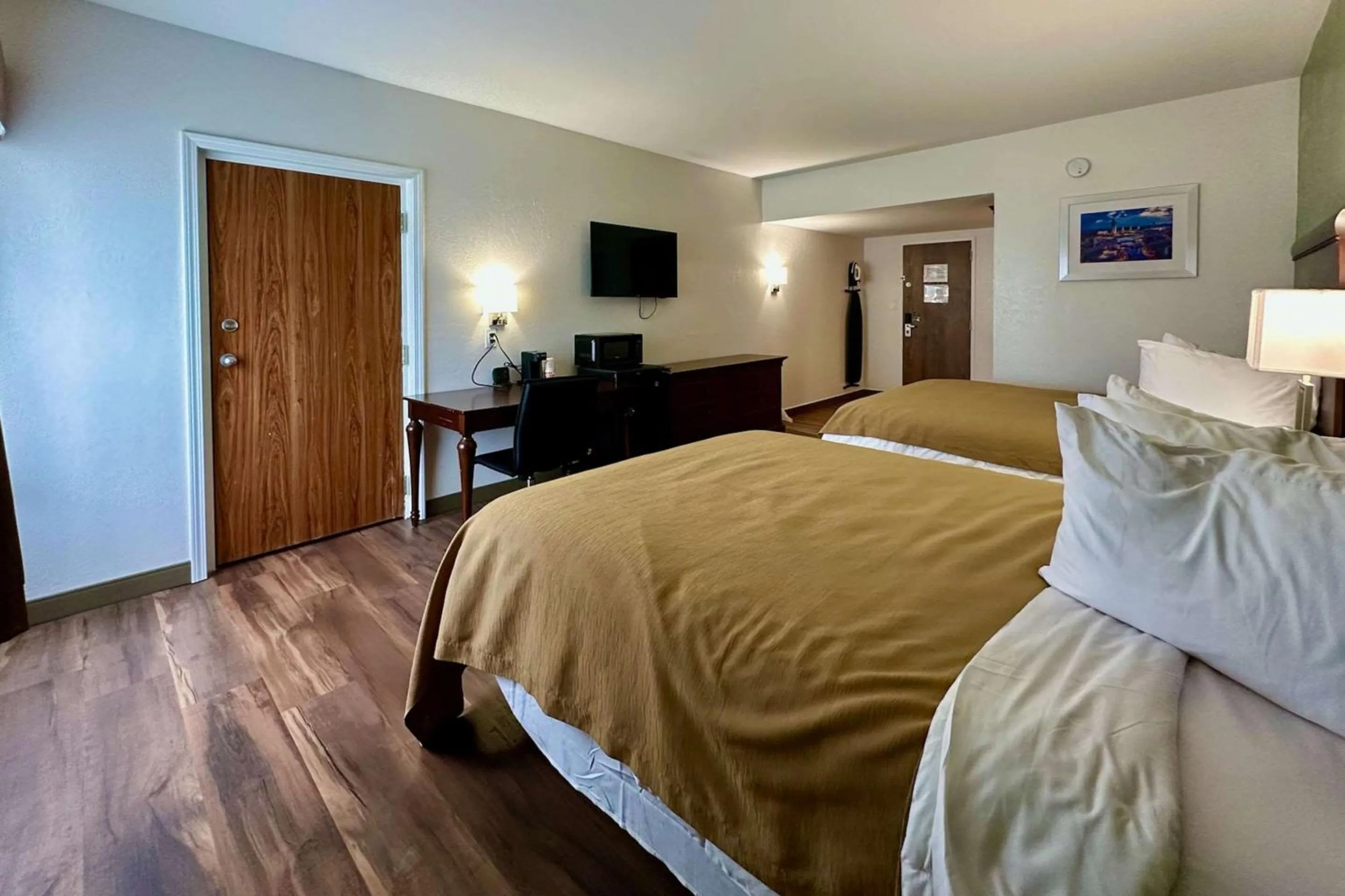 Bedroom, Bed in Quality Inn & Suites Albany Airport
