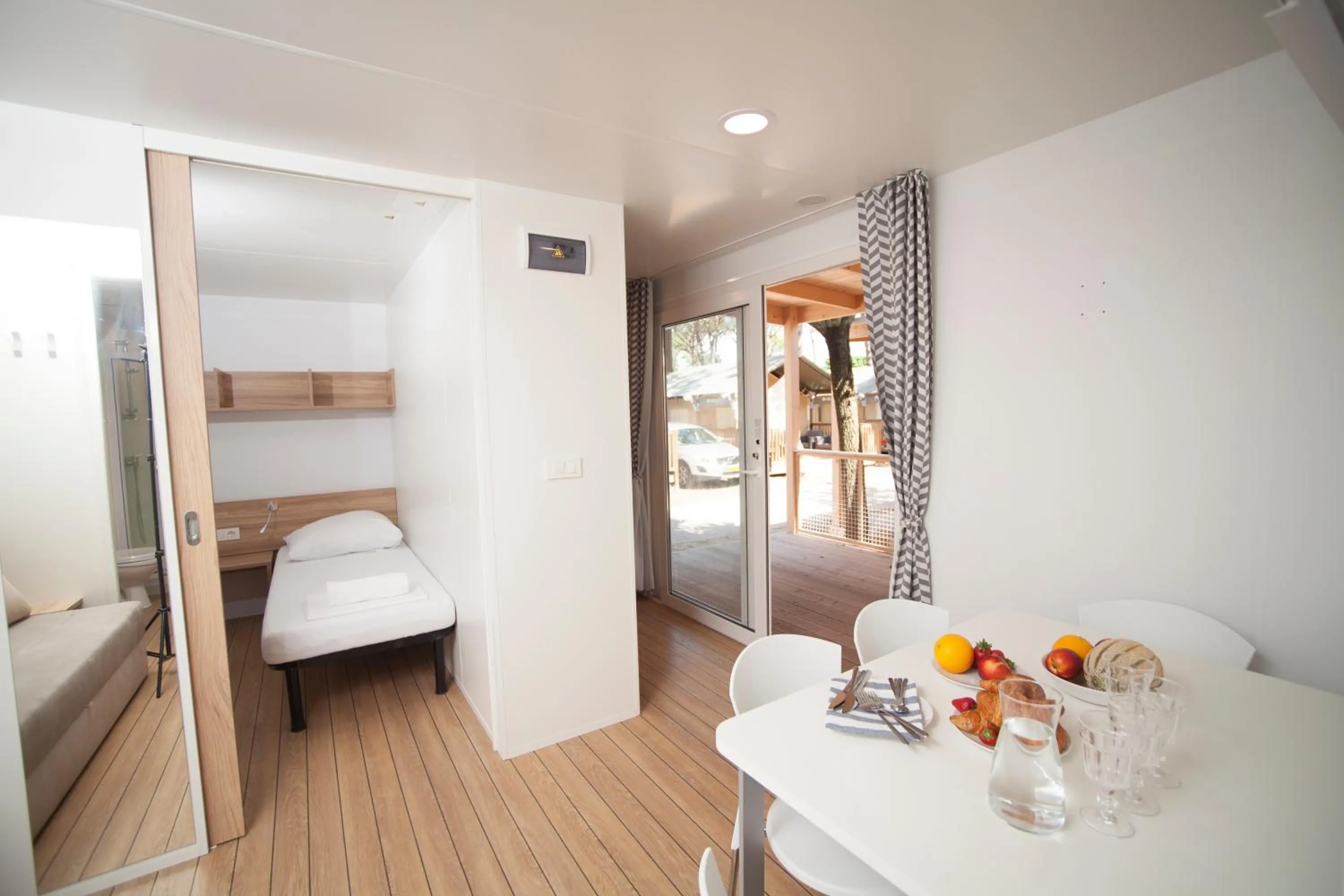 Three-Bedroom House in Mediteran Travel Mobile Homes in Camping Terme Čatež