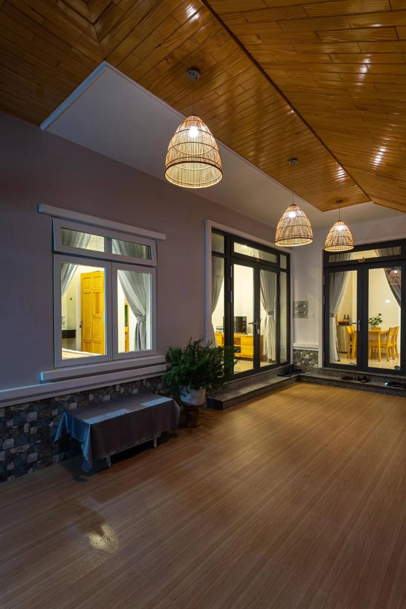 Communal lounge/ TV room in Đỗ Gia Bảo Villa