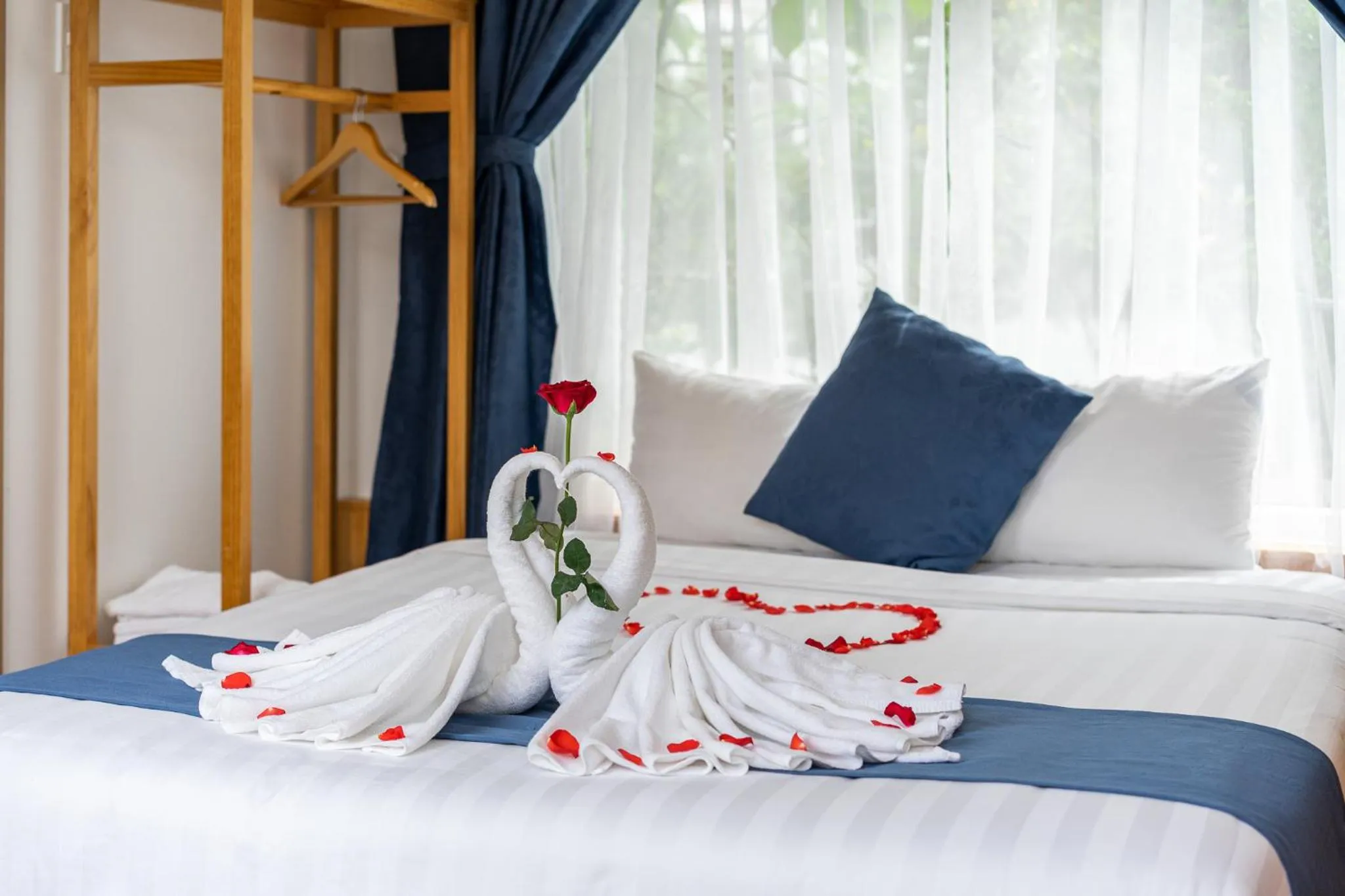 Decorative detail, Bed in Đỗ Gia Bảo Villa