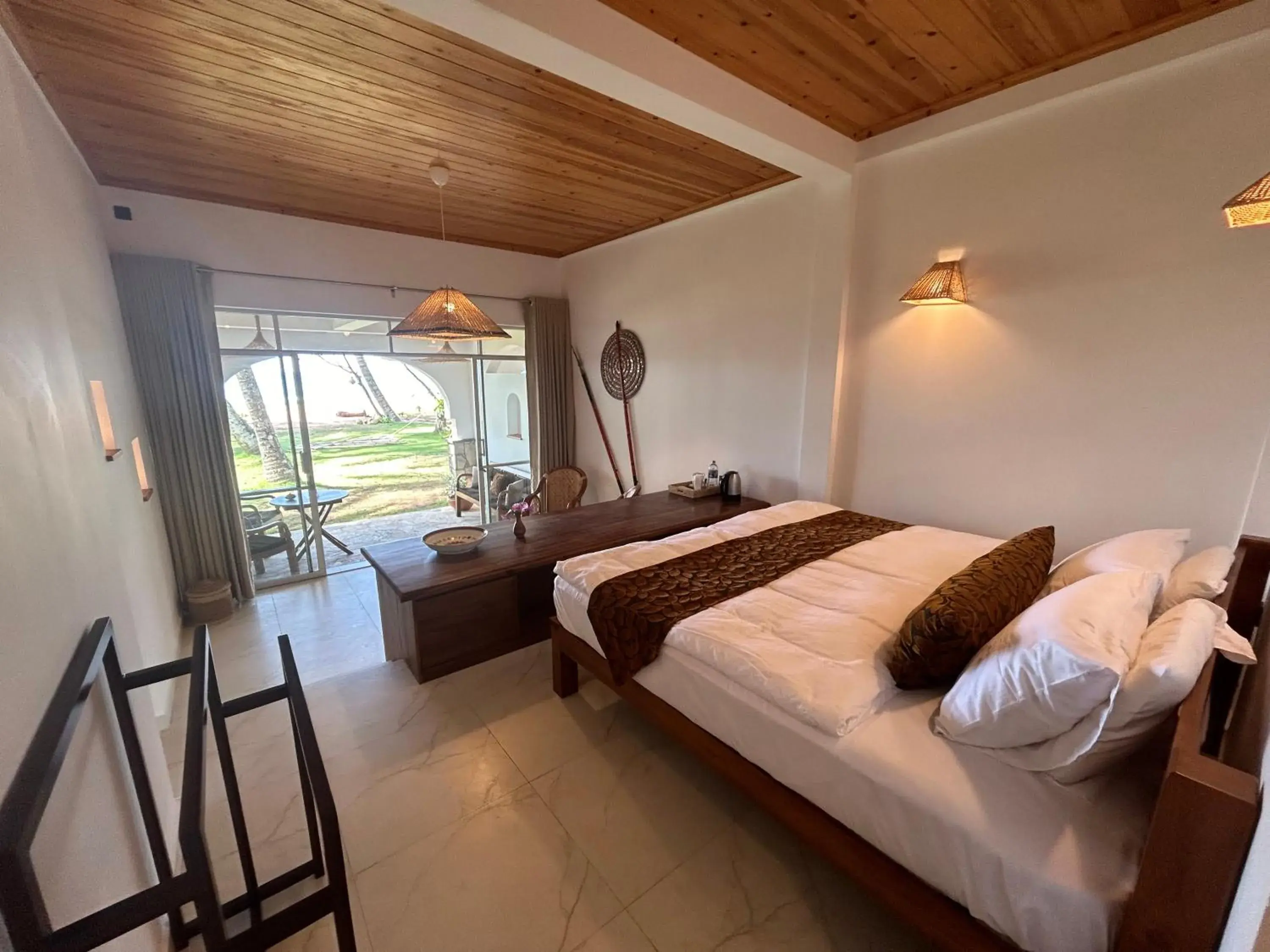 Deluxe Double Room with Balcony and Sea View in Bombay Bicycle Club Bentota Deluxe Double Room with Balcony and Sea View in Bombay Bicycle Club Bentota
